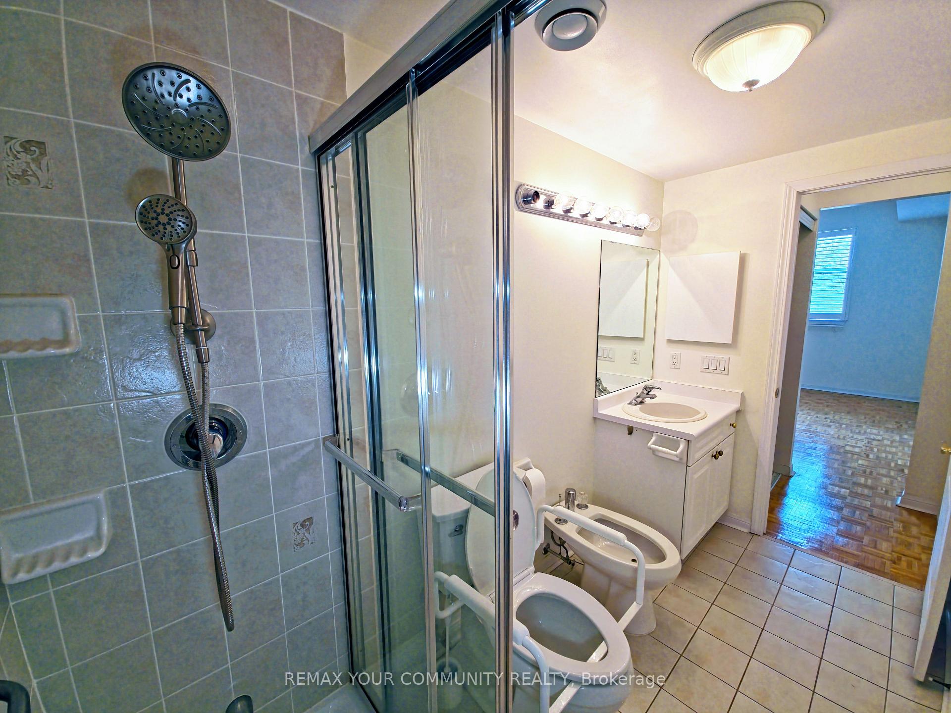 Photo 15 of Unit 114, 2504 Rutherford Road, Vaughan, Maple — HOMEH