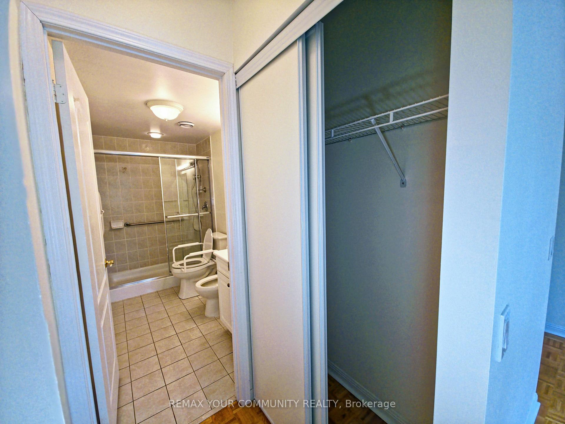 Photo 16 of Unit 114, 2504 Rutherford Road, Vaughan, Maple — HOMEH