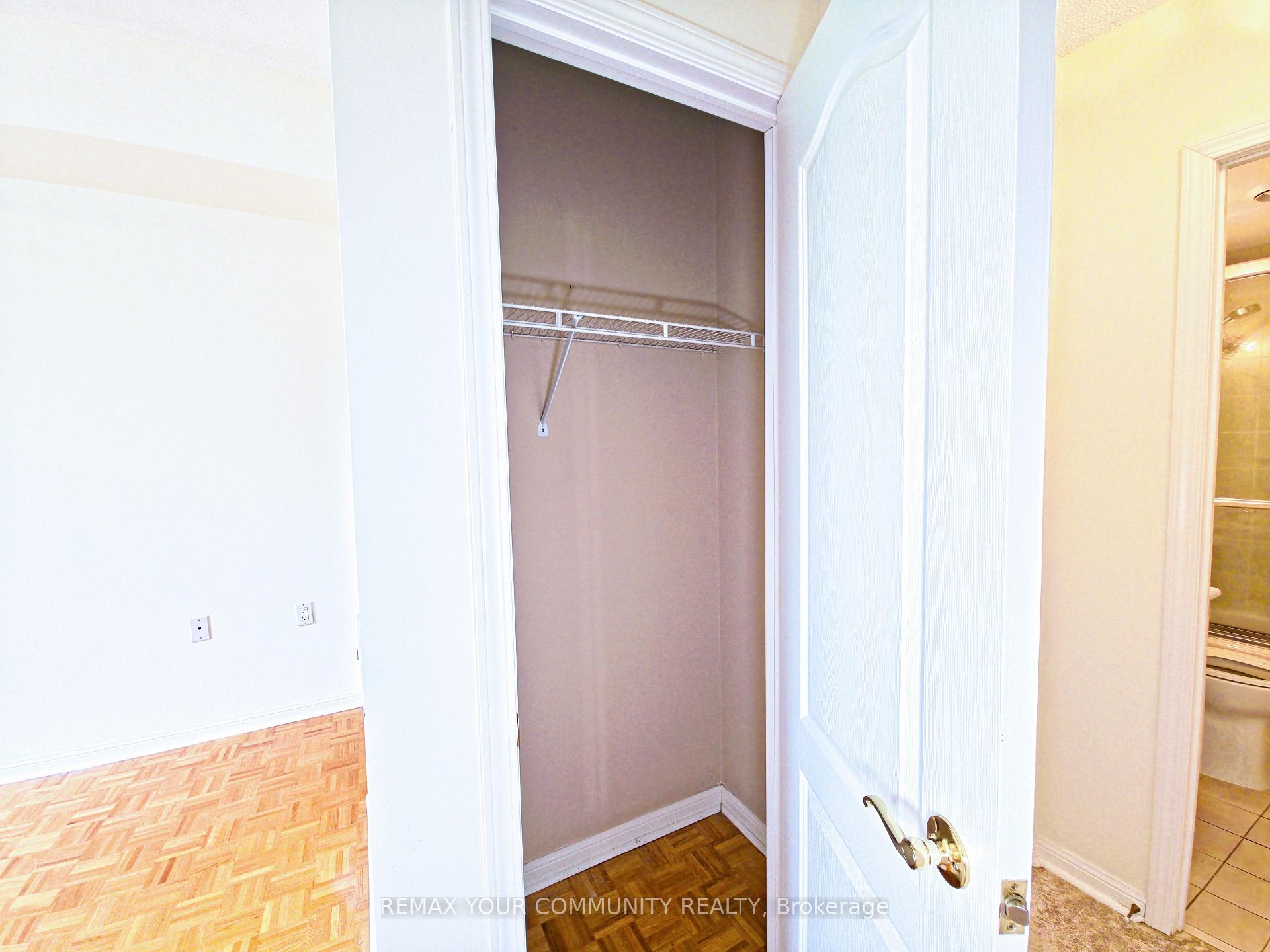 Photo 18 of Unit 114, 2504 Rutherford Road, Vaughan, Maple — HOMEH