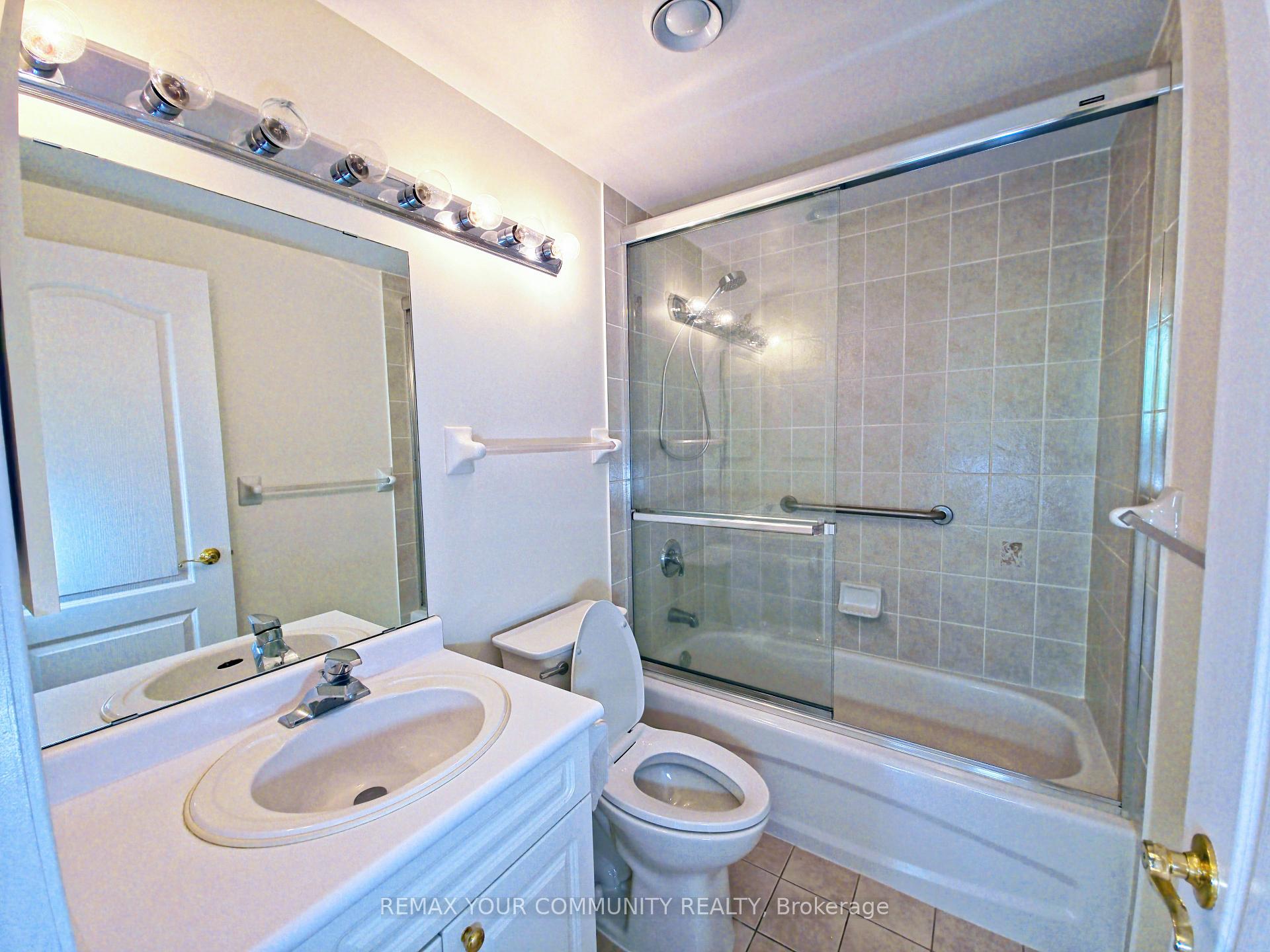 Photo 20 of Unit 114, 2504 Rutherford Road, Vaughan, Maple — HOMEH