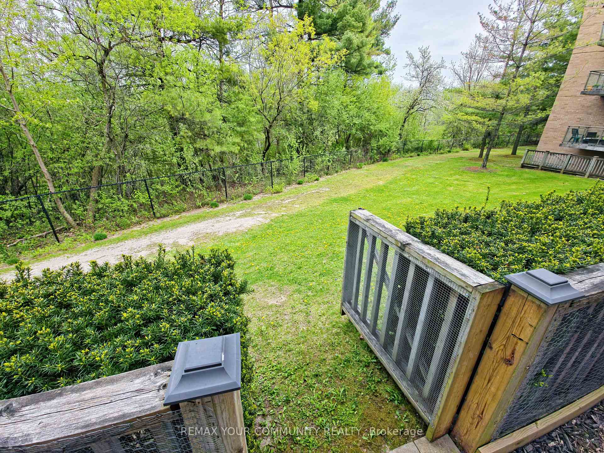 Photo 31 of Unit 114, 2504 Rutherford Road, Vaughan, Maple — HOMEH