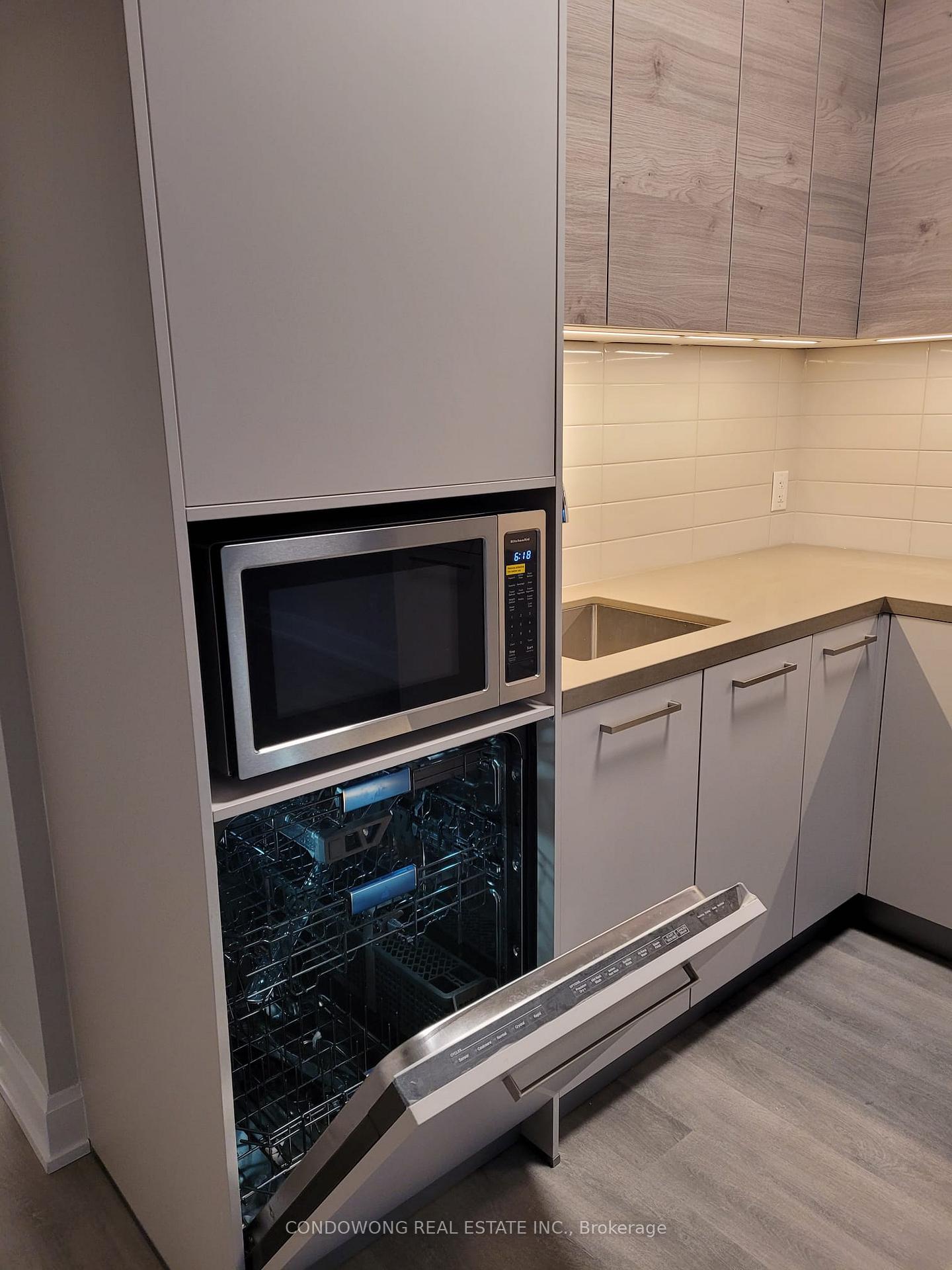 Photo 8 of Unit 110, 12 Gandhi Lane, Markham, Commerce Valley — HOMEH