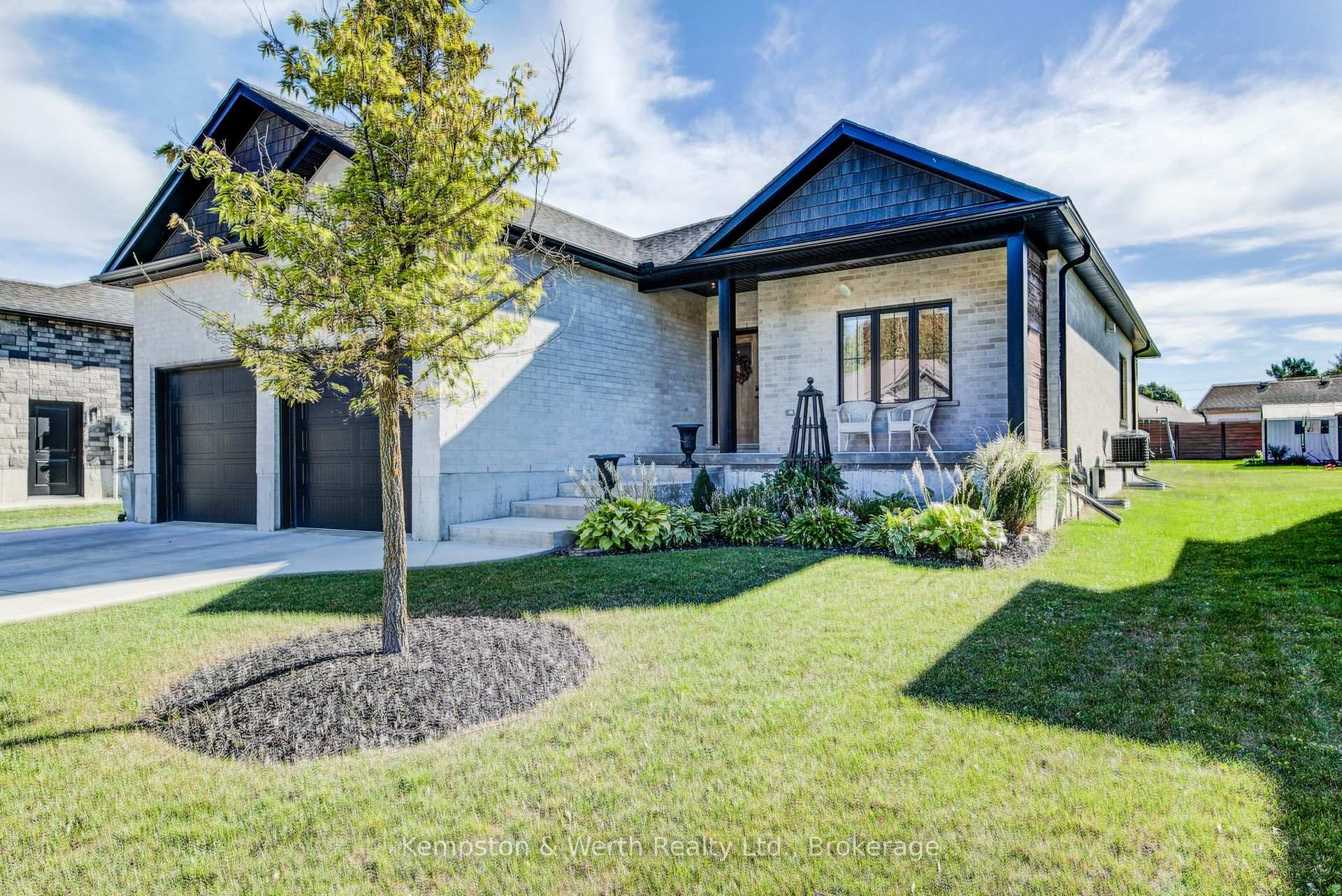 Photo 2 of 24 Gilmer Crescent, North Perth, Listowel — HOMEH