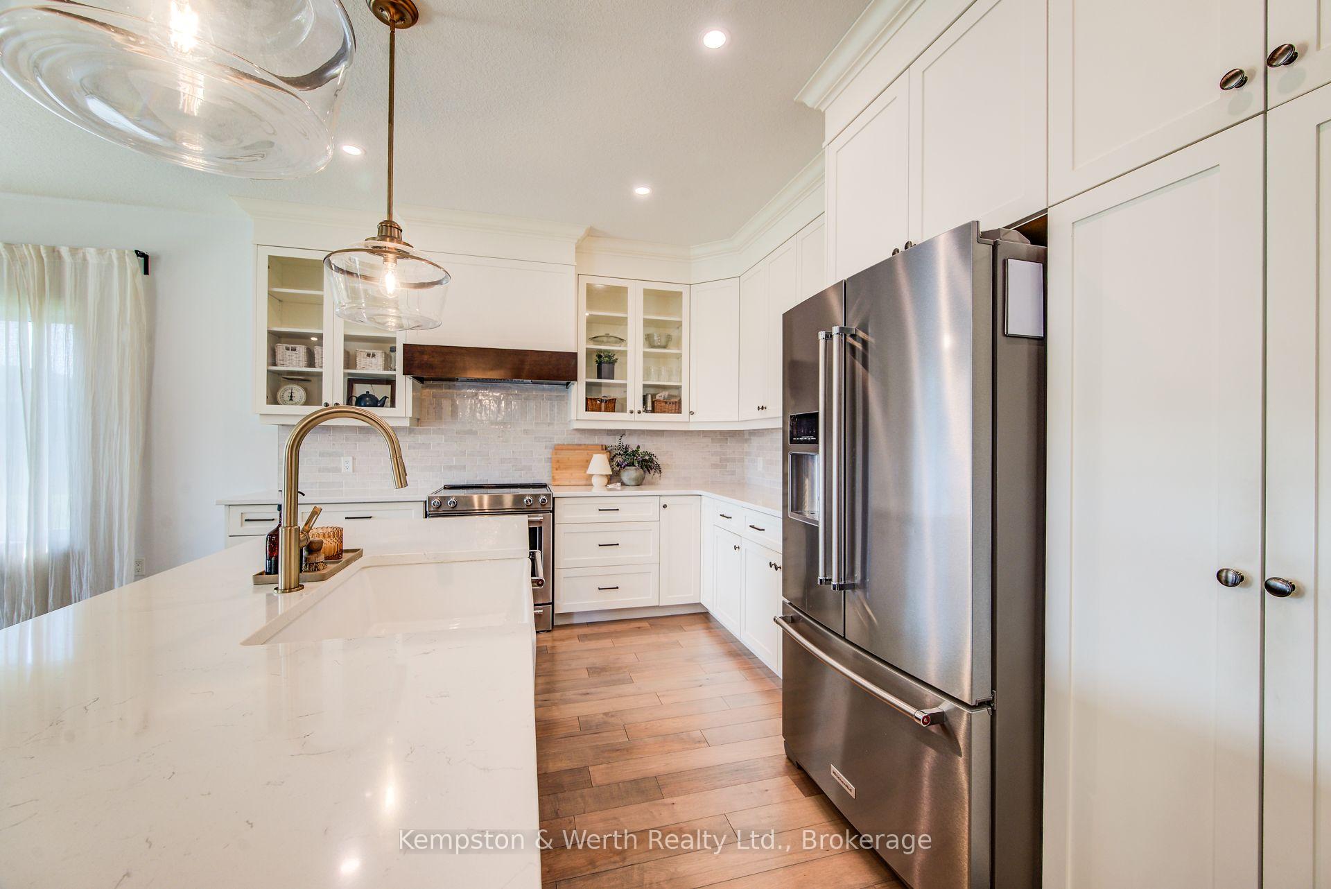 Photo 11 of 24 Gilmer Crescent, North Perth, Listowel — HOMEH