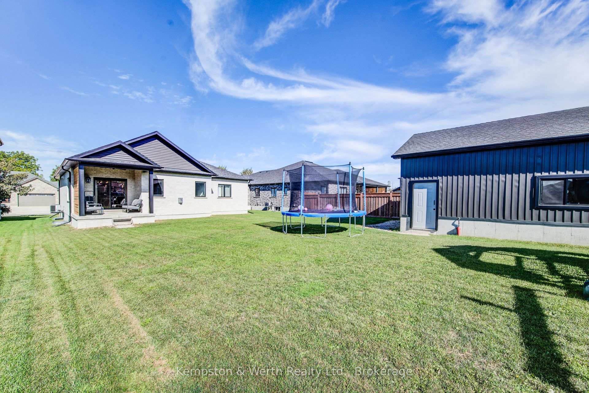 Photo 39 of 24 Gilmer Crescent, North Perth, Listowel — HOMEH