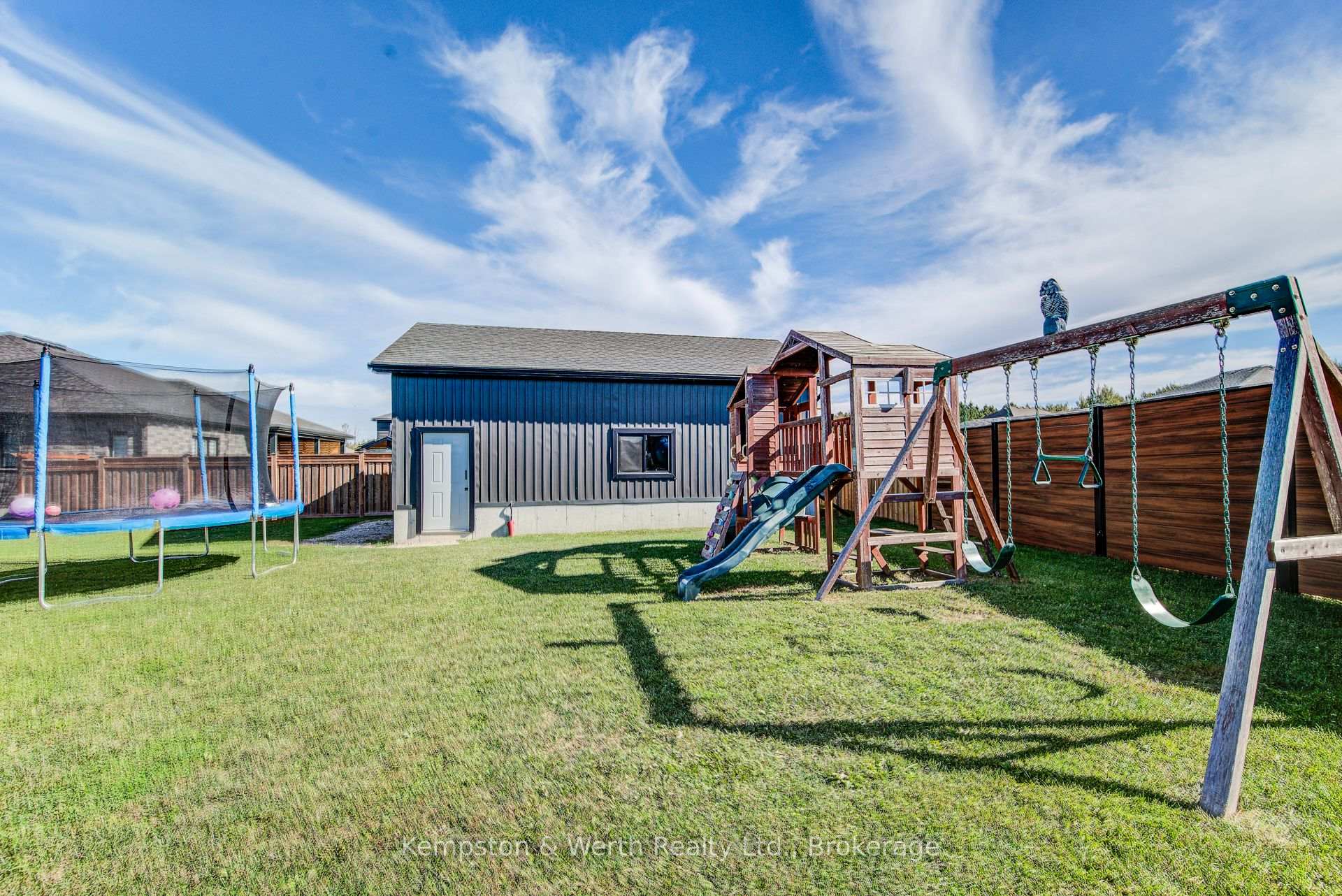 Photo 40 of 24 Gilmer Crescent, North Perth, Listowel — HOMEH