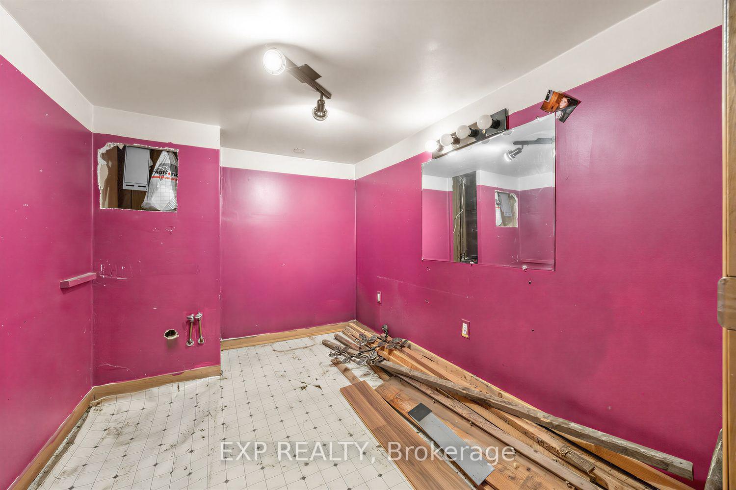 Photo 17 of 511 Carlaw Avenue, Toronto, North Riverdale — HOMEH