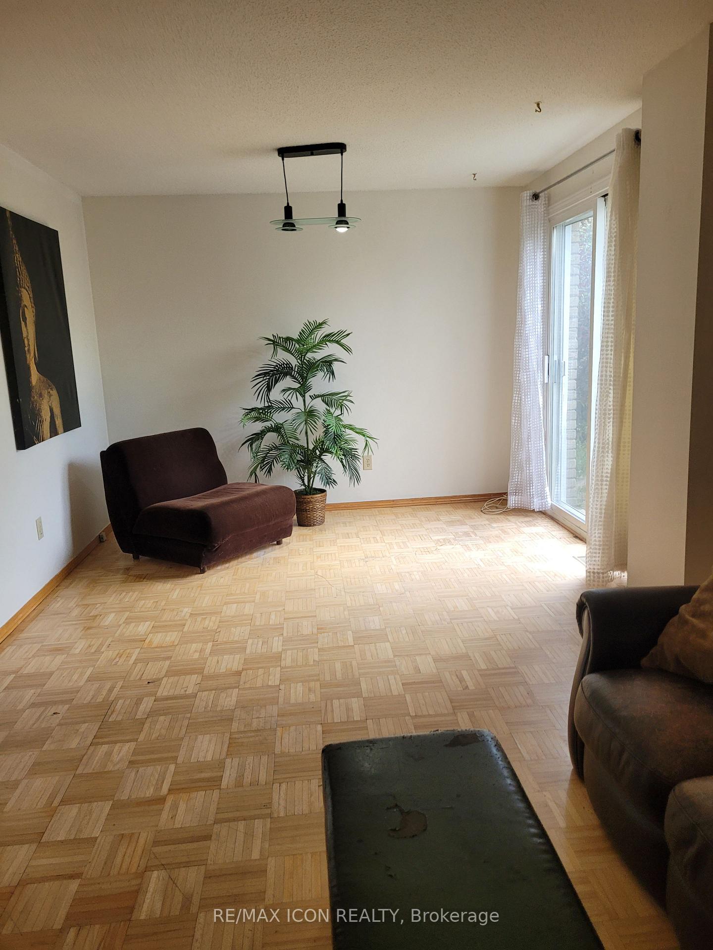 Photo 6 of Unit 28, 415 Morgan Avenue, Kitchener, Centreville Chicopee — HOMEH