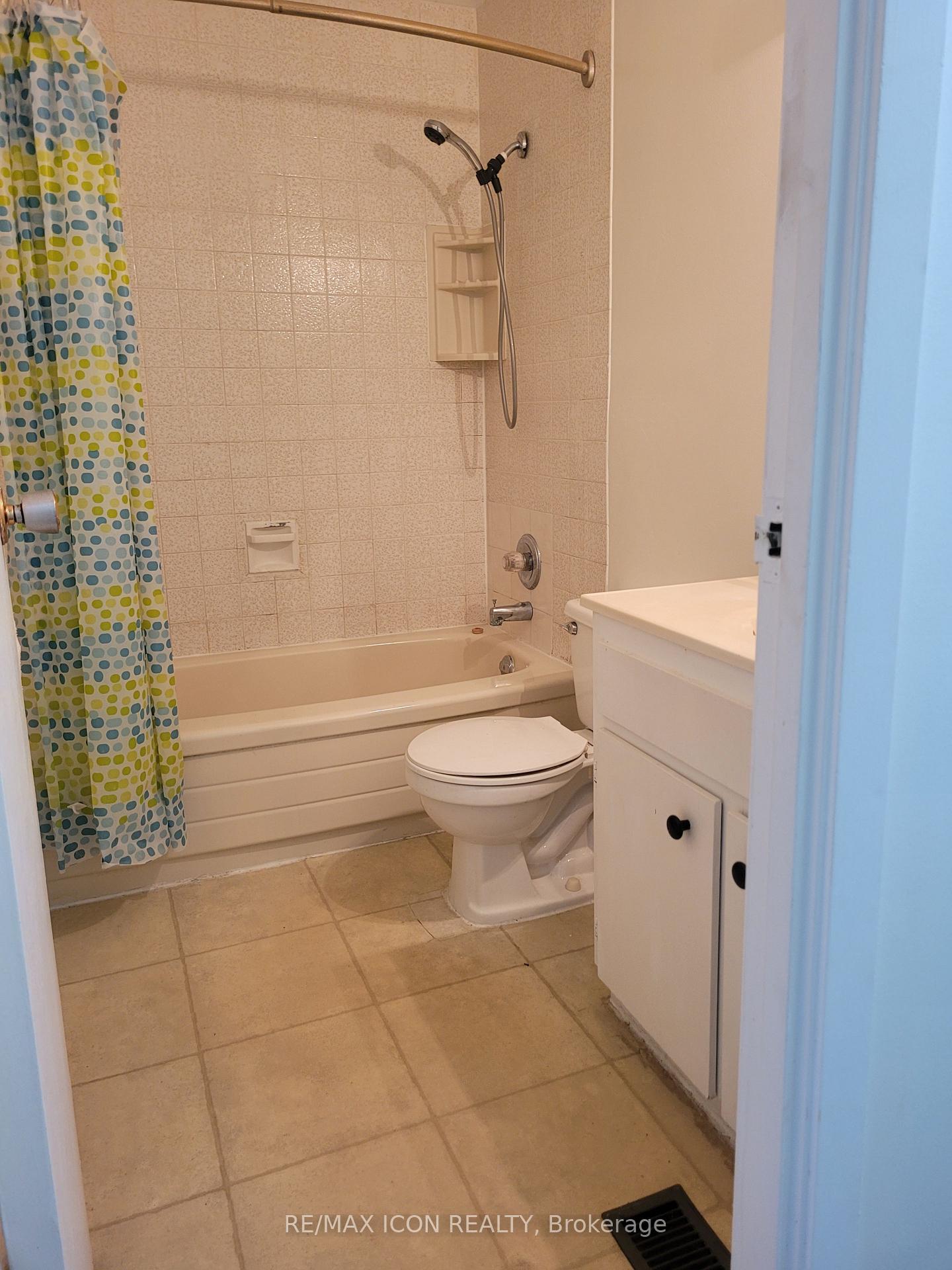 Photo 13 of Unit 28, 415 Morgan Avenue, Kitchener, Centreville Chicopee — HOMEH