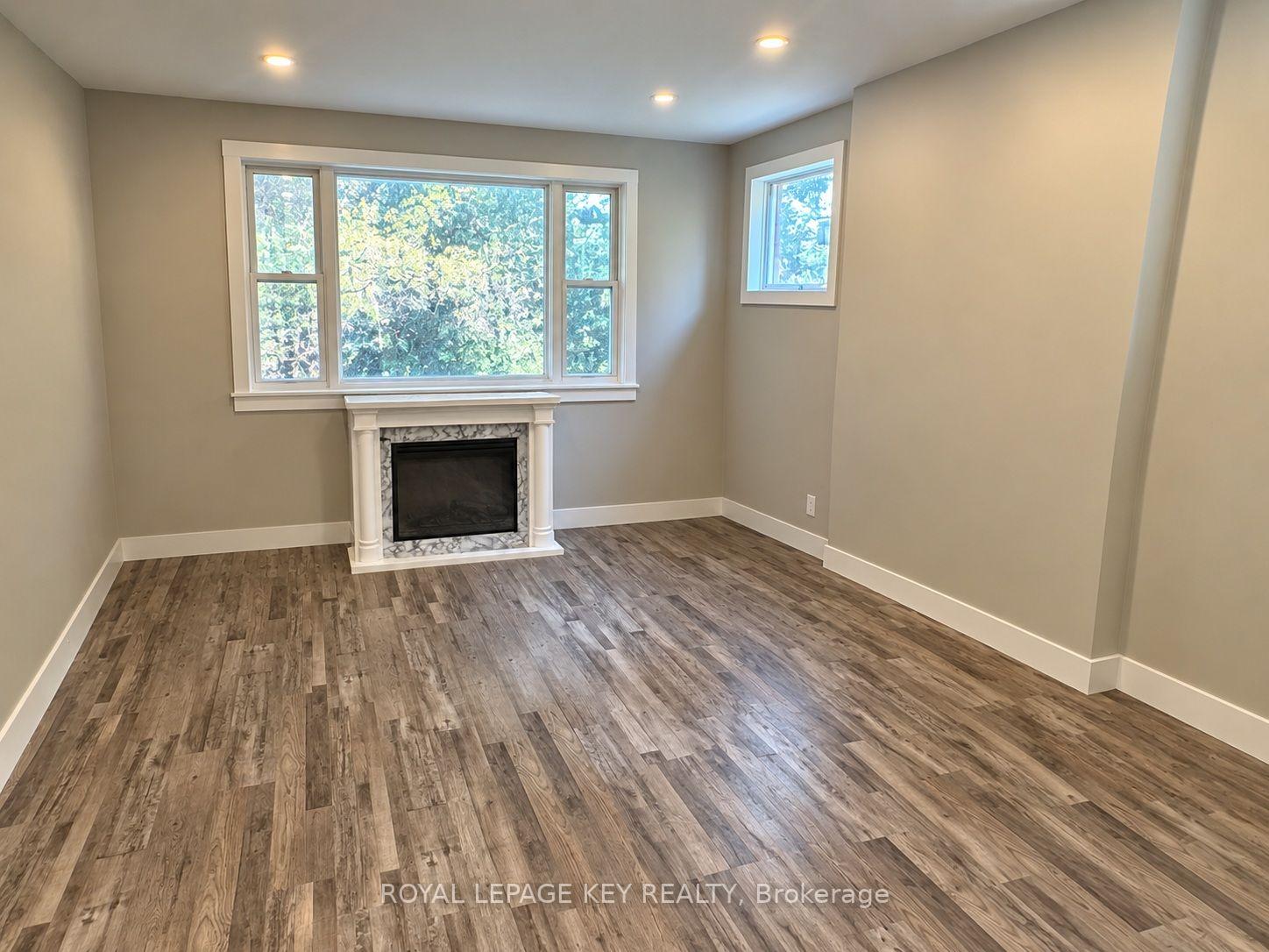 Photo 5 of 116 Cameron Street, Sarnia — HOMEH