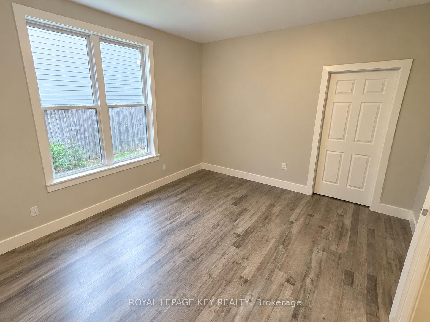 Photo 8 of 116 Cameron Street, Sarnia — HOMEH