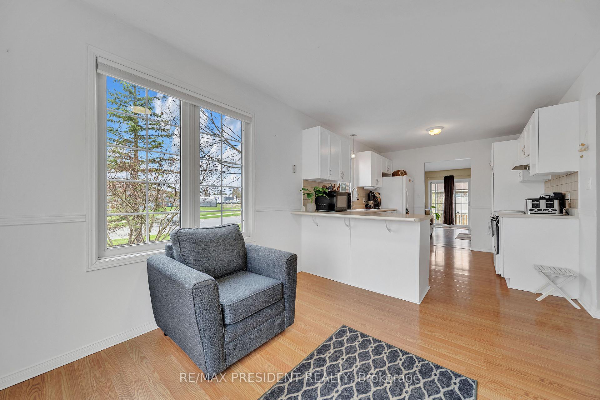Photo 15 of 789 Brock Street, North Perth, Listowel — HOMEH