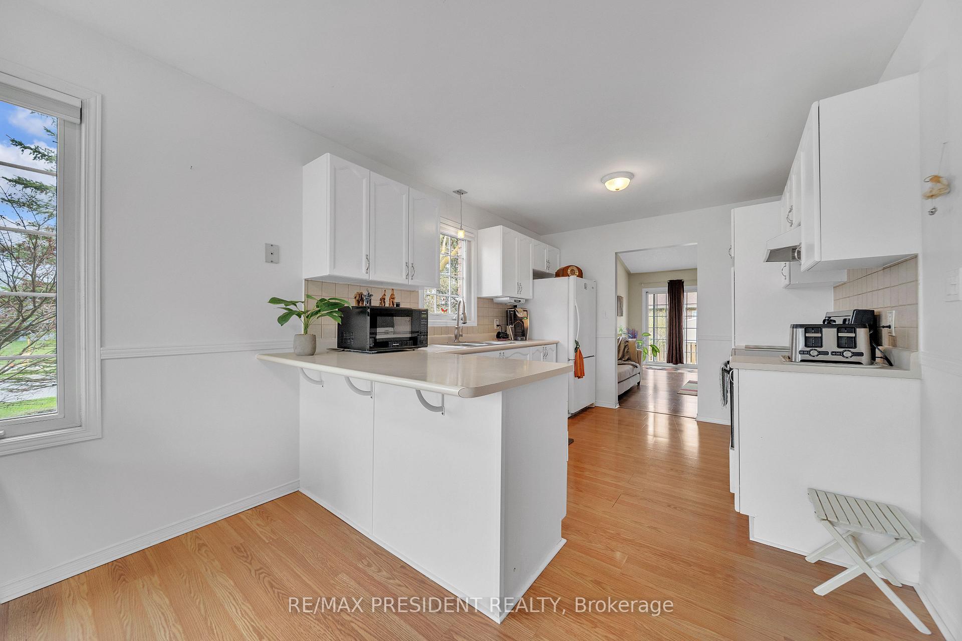Photo 18 of 789 Brock Street, North Perth, Listowel — HOMEH