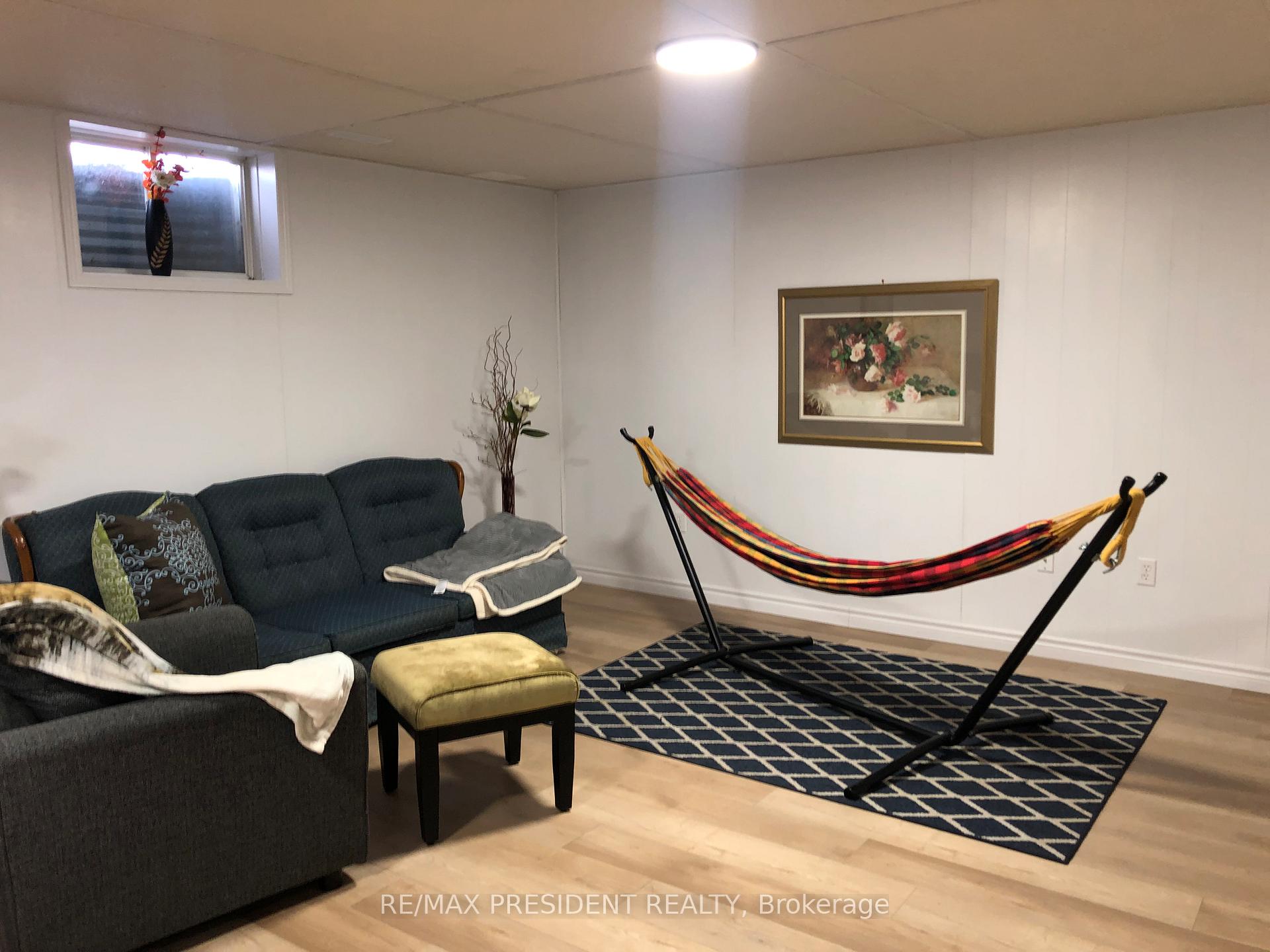 Photo 25 of 789 Brock Street, North Perth, Listowel — HOMEH