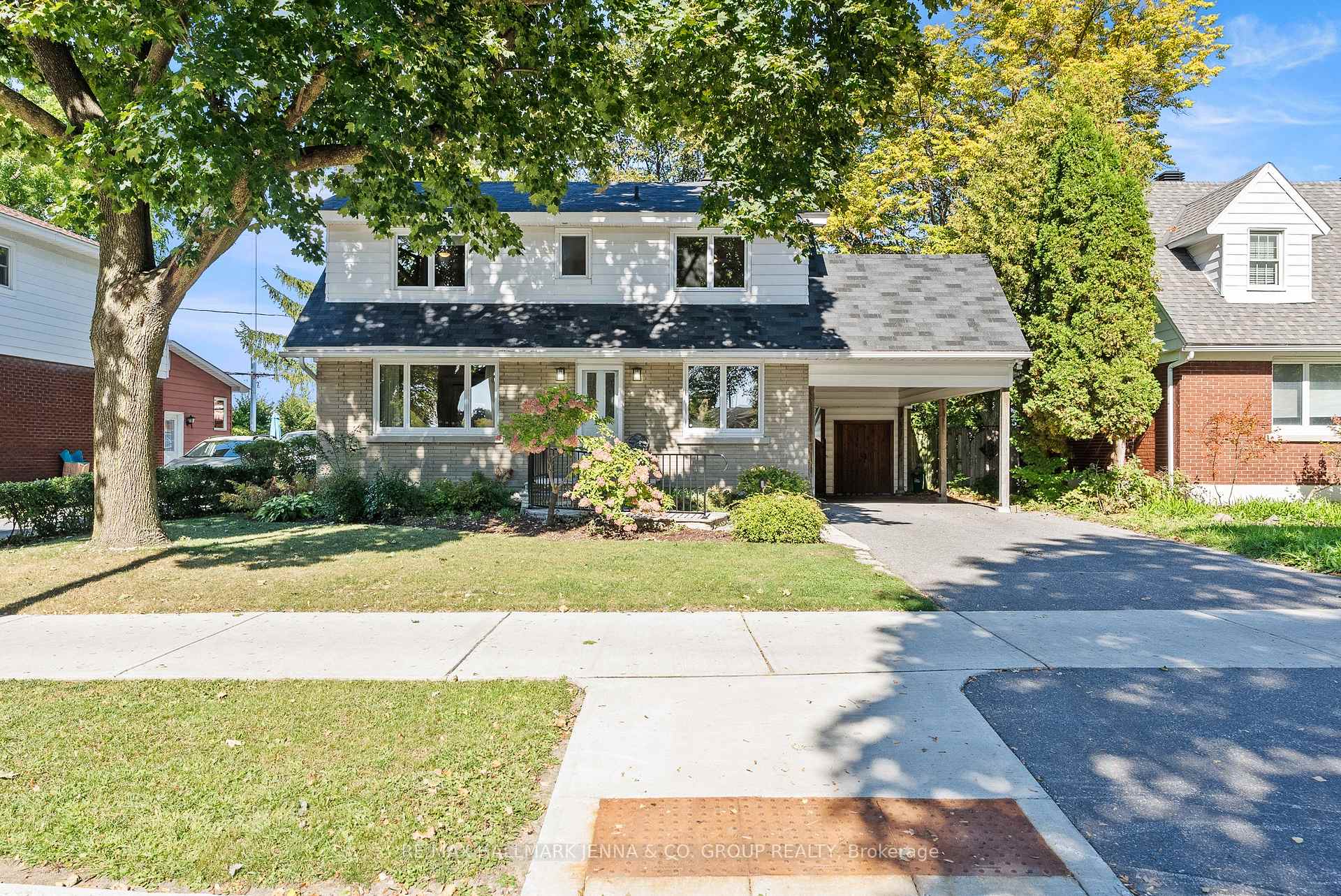 Photo 1 of 2129 Belair Drive, Ottawa, Bel Air Park — HOMEH