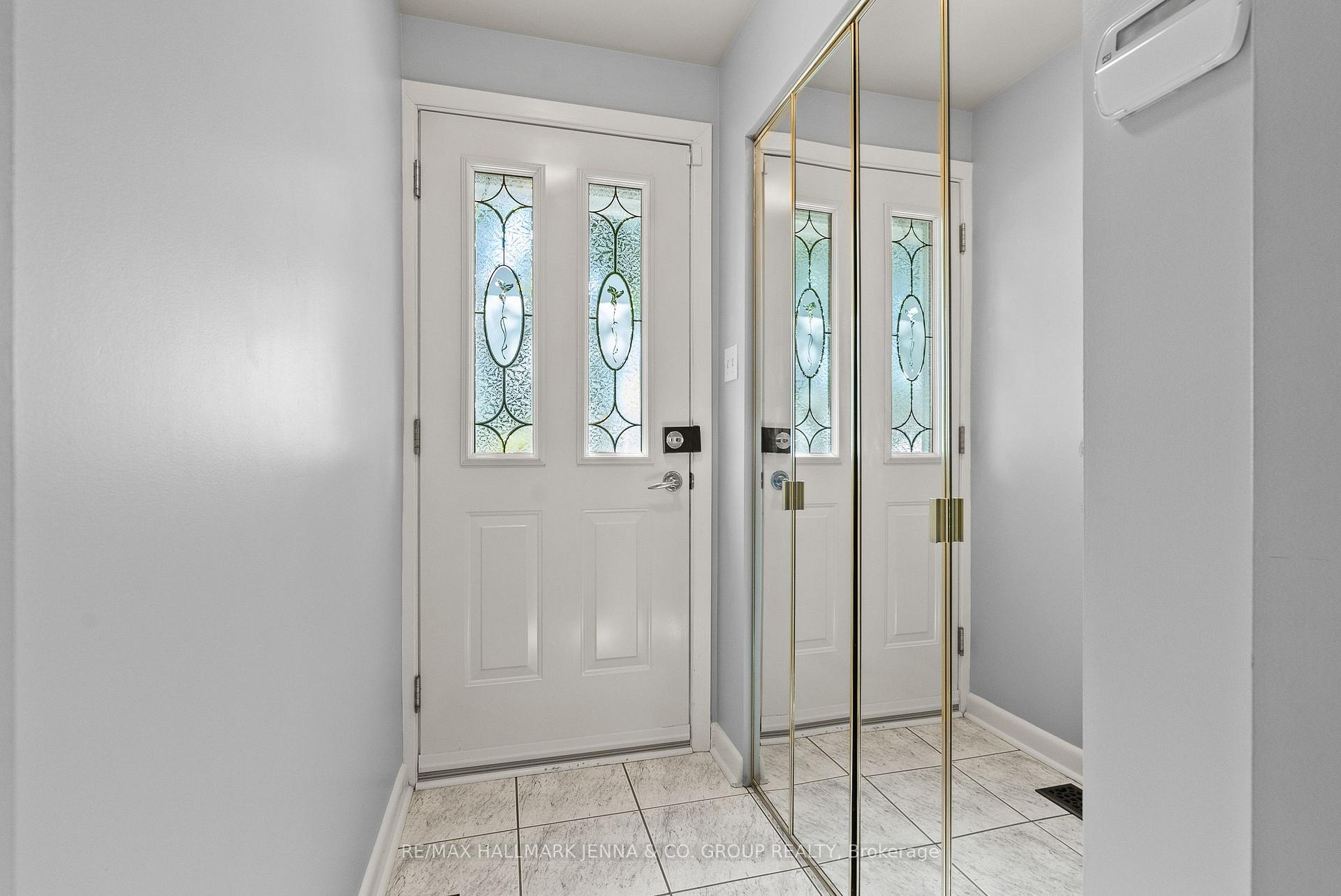 Photo 5 of 2129 Belair Drive, Ottawa, Bel Air Park — HOMEH