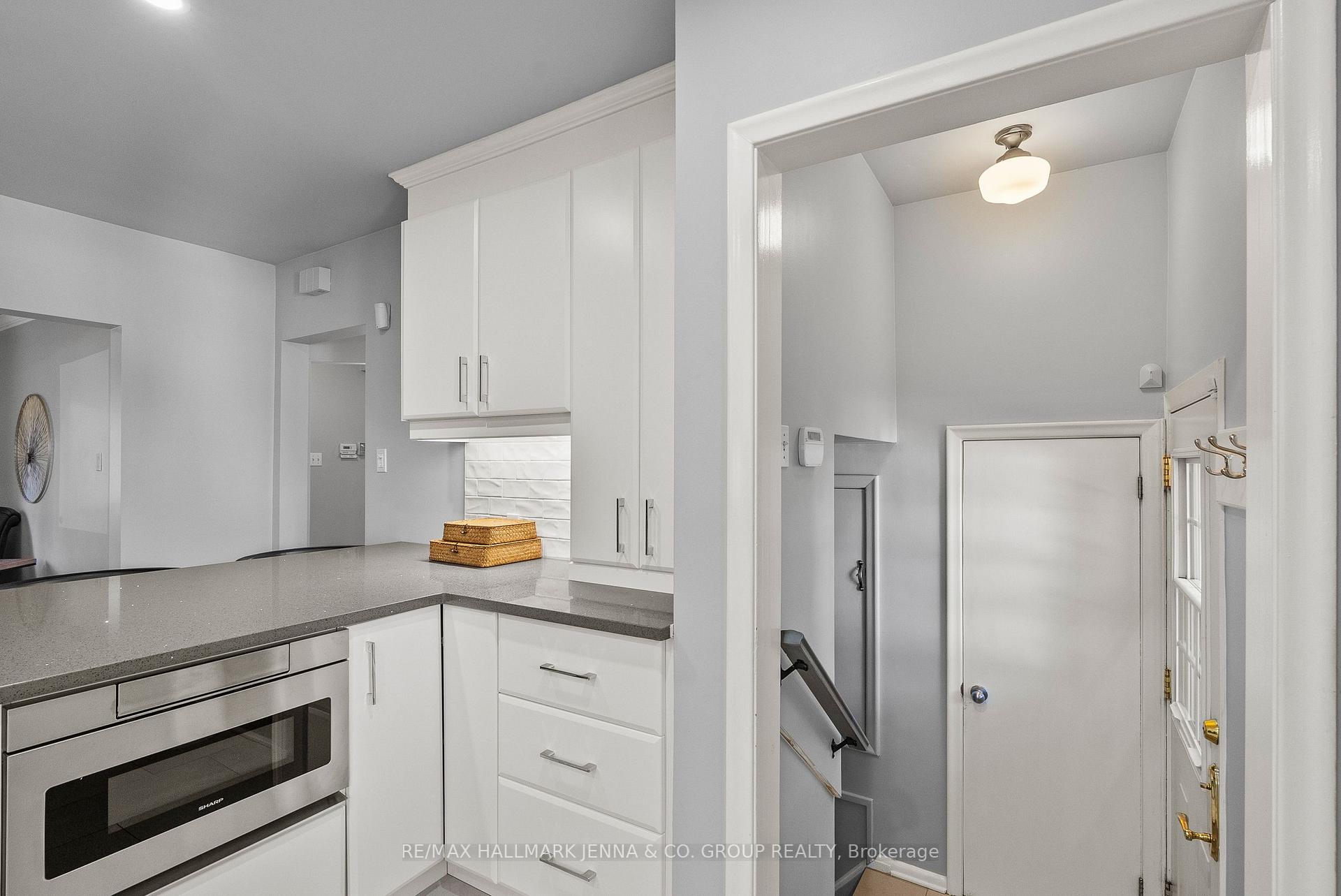 Photo 14 of 2129 Belair Drive, Ottawa, Bel Air Park — HOMEH