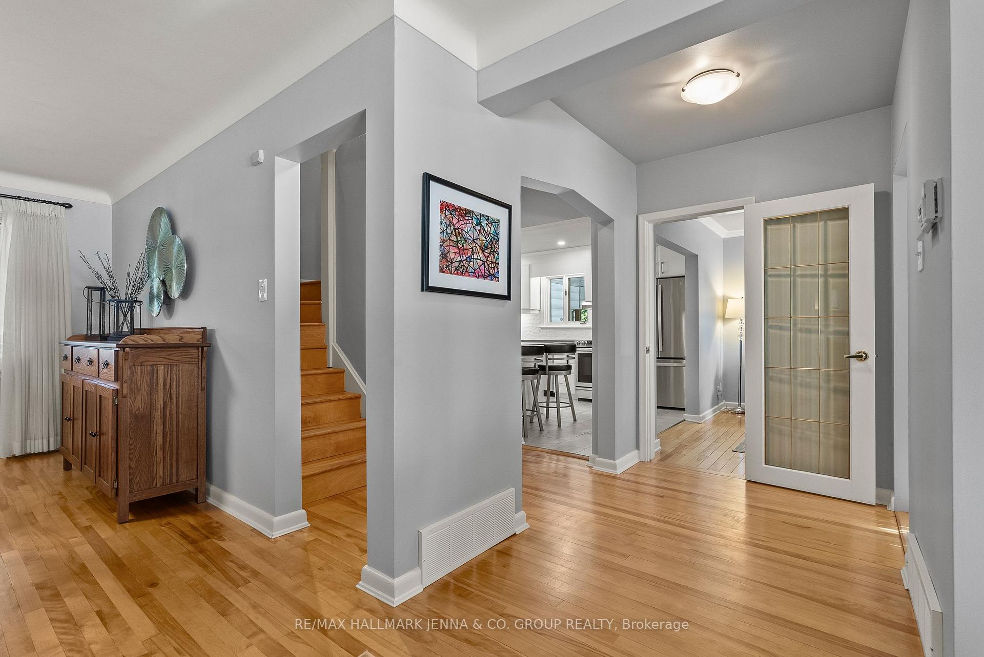Photo 23 of 2129 Belair Drive, Ottawa, Bel Air Park — HOMEH