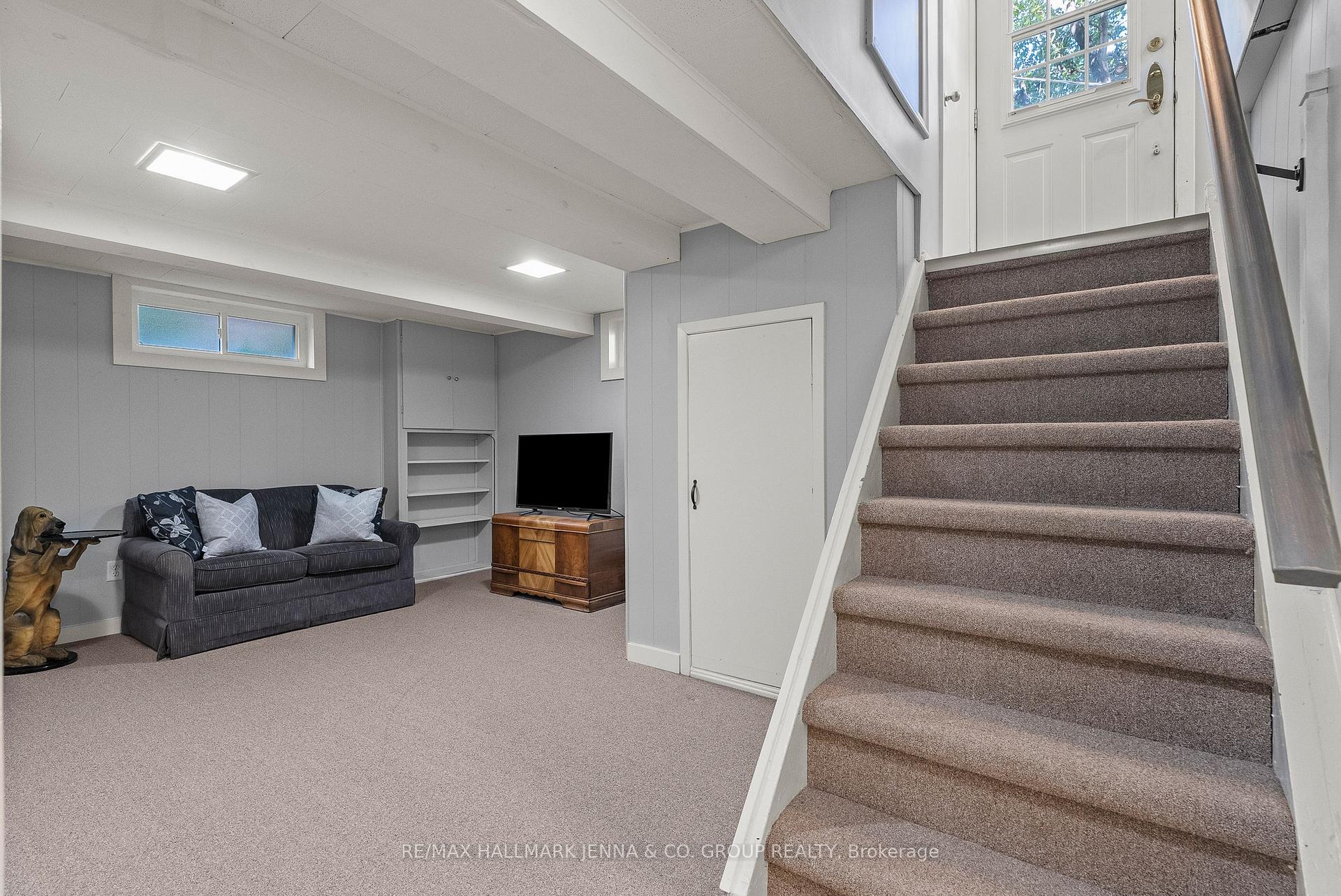 Photo 33 of 2129 Belair Drive, Ottawa, Bel Air Park — HOMEH