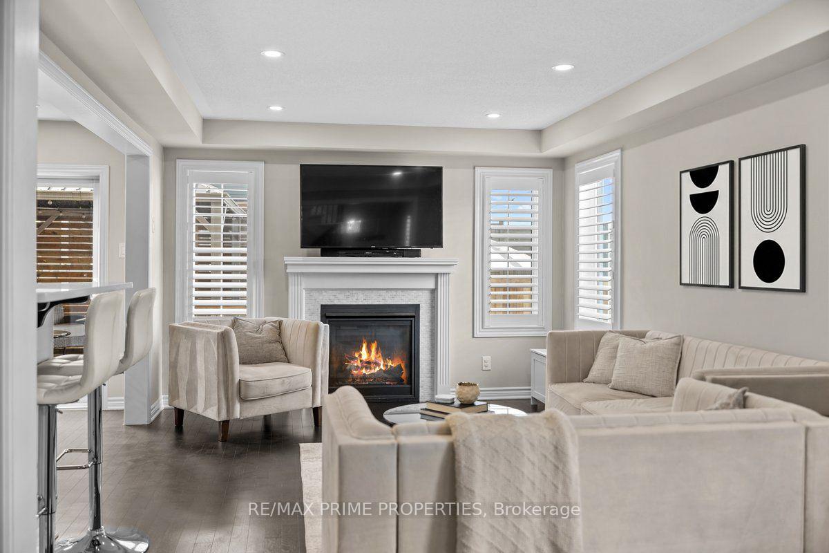 Photo 3 of 350 Sweetfern Crescent, Ottawa, Avalon West — HOMEH
