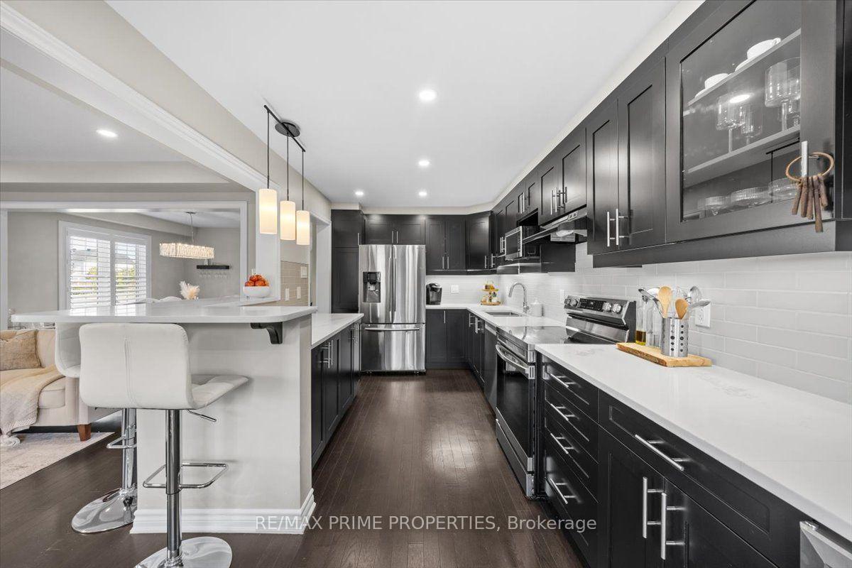 Photo 14 of 350 Sweetfern Crescent, Ottawa, Avalon West — HOMEH