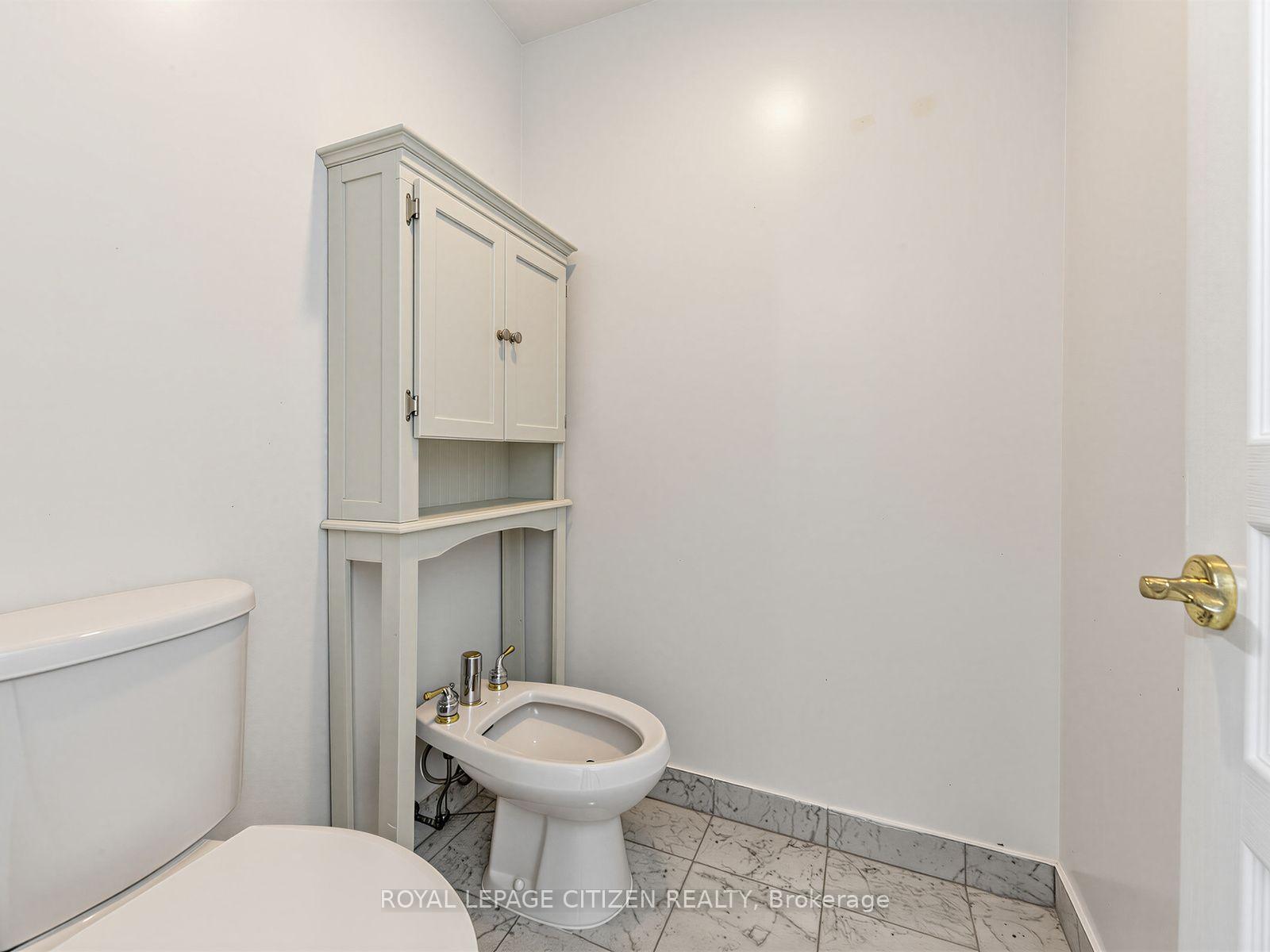 Photo 24 of Unit 407, 1 Cordoba Drive, Vaughan, Lakeview Estates — HOMEH
