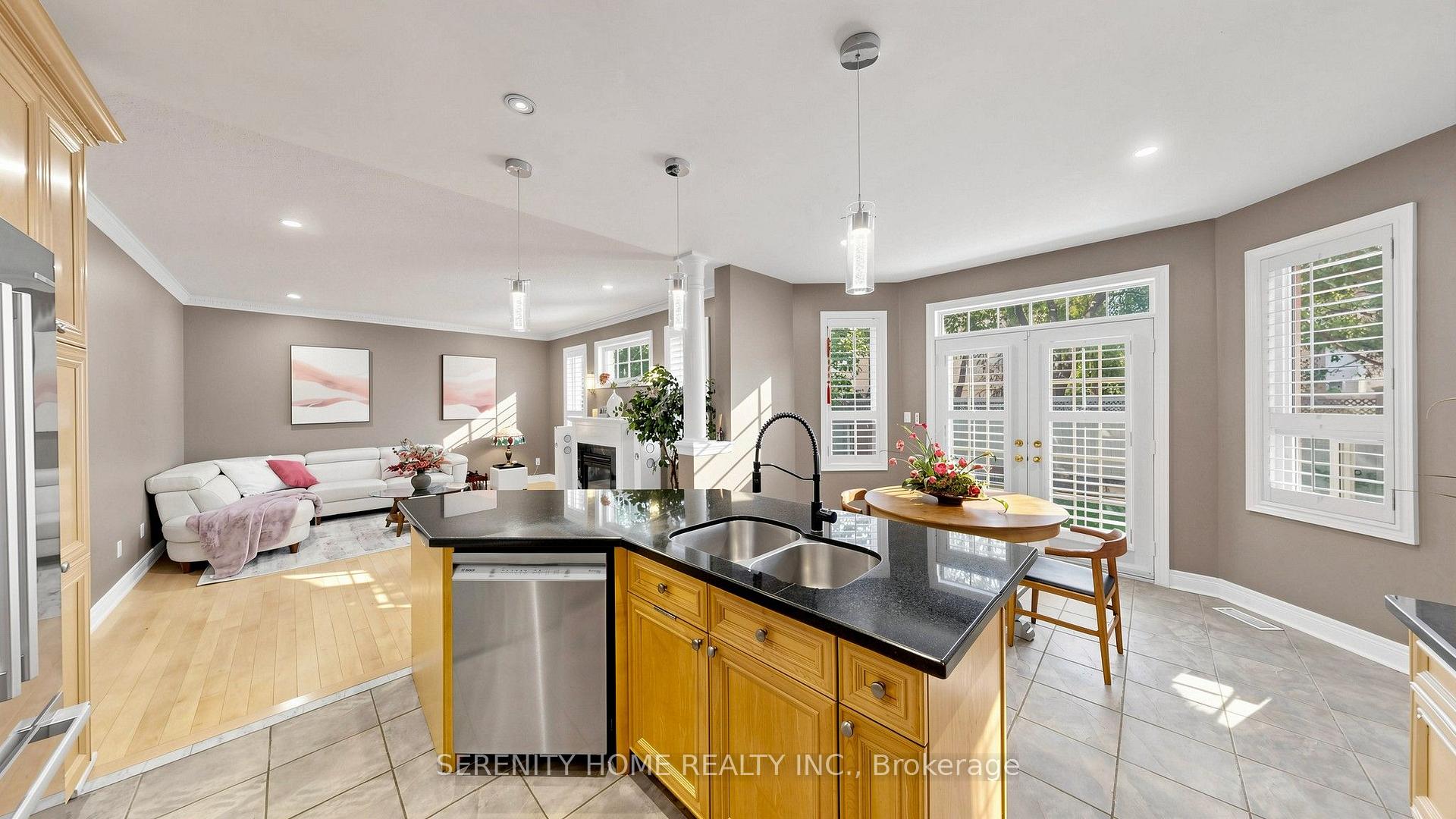 Photo 15 of 2269 Woodcrest Drive, Oakville, Westmount — HOMEH
