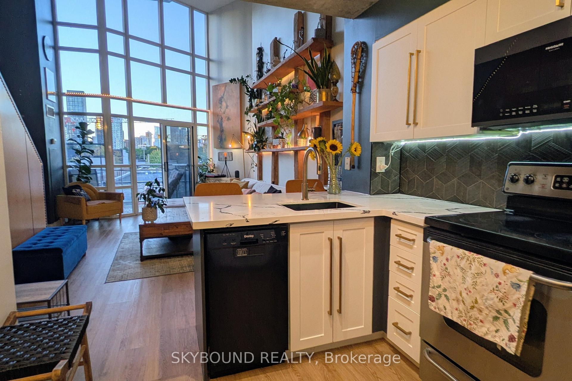 Photo 4 of Unit 421, 255 Richmond Street E, Toronto, Moss Park — HOMEH