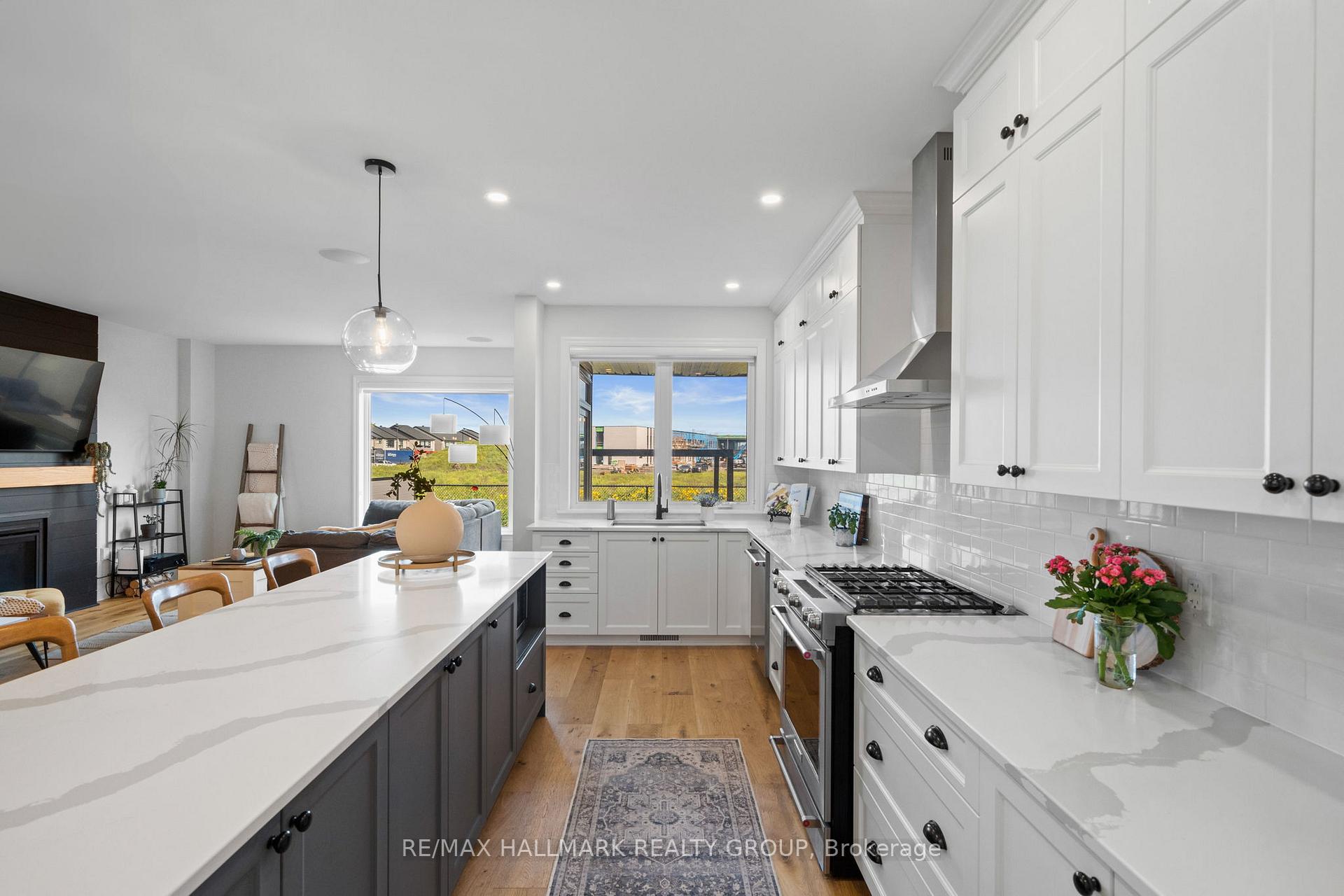 Photo 10 of 917 Atrium Ridge, Ottawa, Riverside South/Gloucester Glen — HOMEH