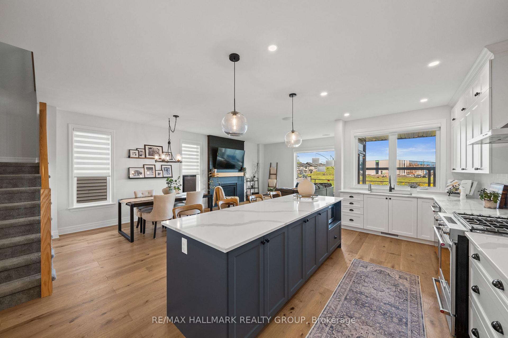 Photo 11 of 917 Atrium Ridge, Ottawa, Riverside South/Gloucester Glen — HOMEH