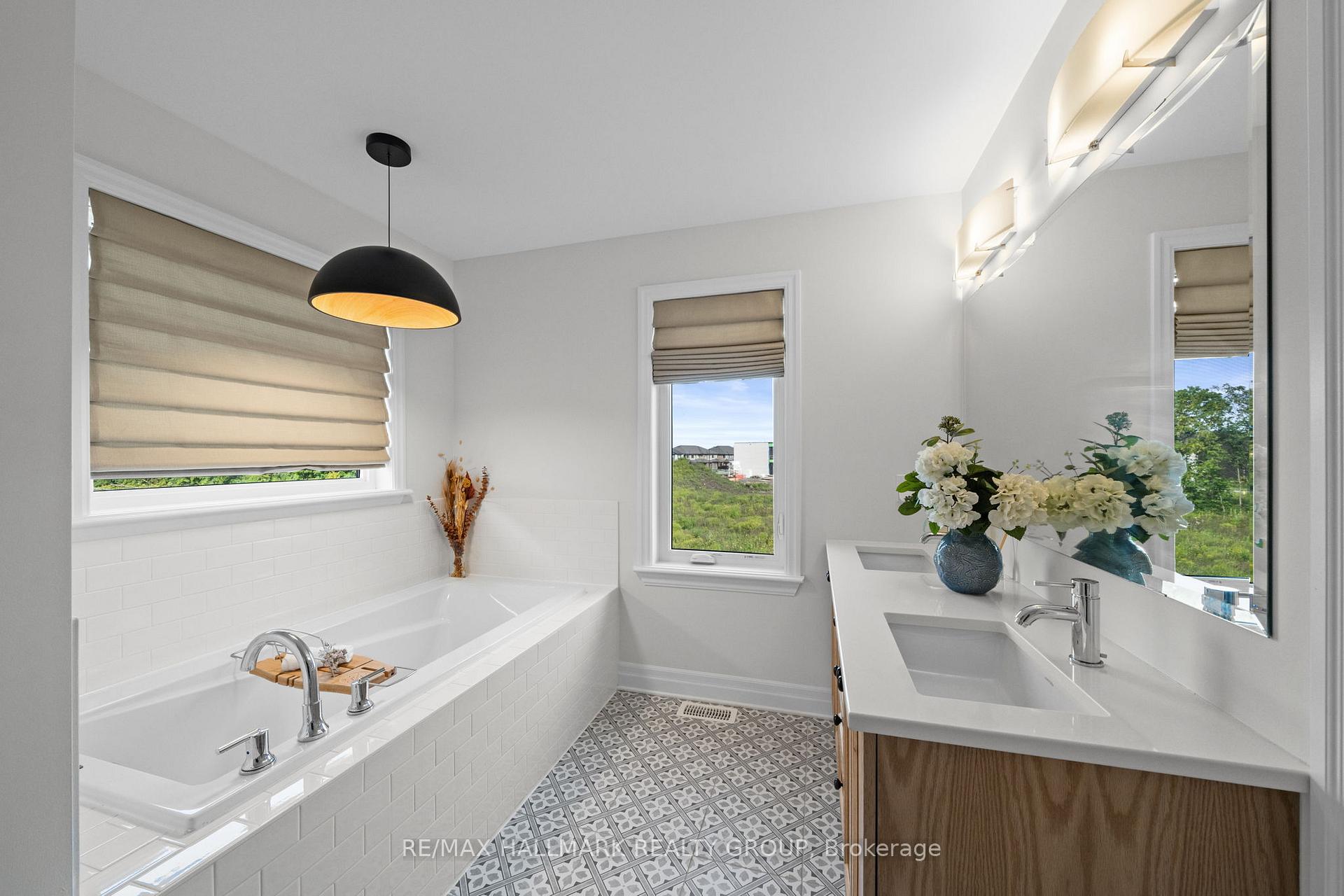 Photo 28 of 917 Atrium Ridge, Ottawa, Riverside South/Gloucester Glen — HOMEH