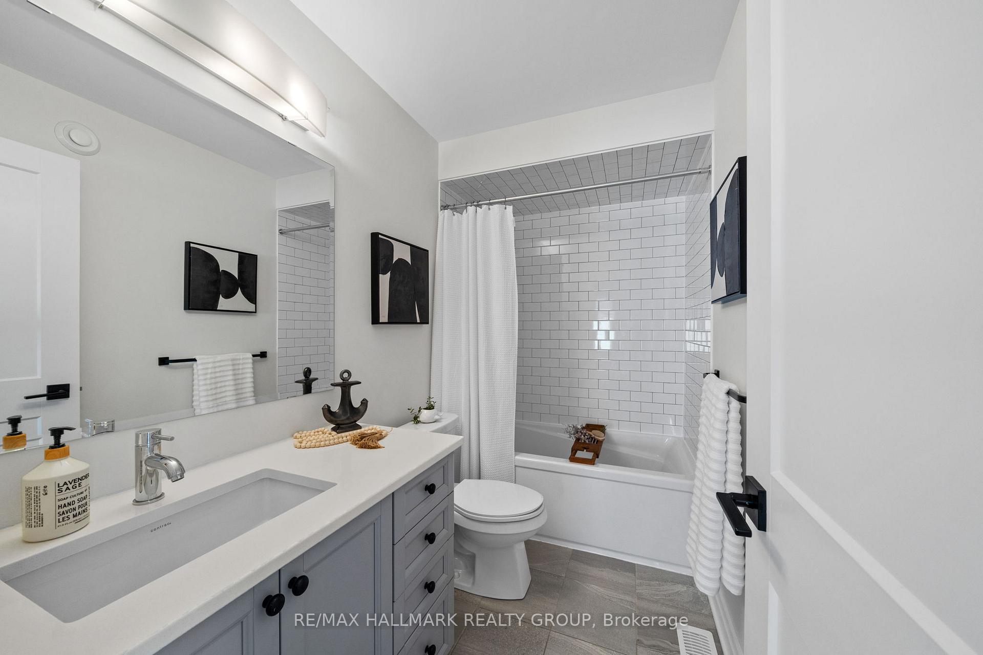 Photo 32 of 917 Atrium Ridge, Ottawa, Riverside South/Gloucester Glen — HOMEH
