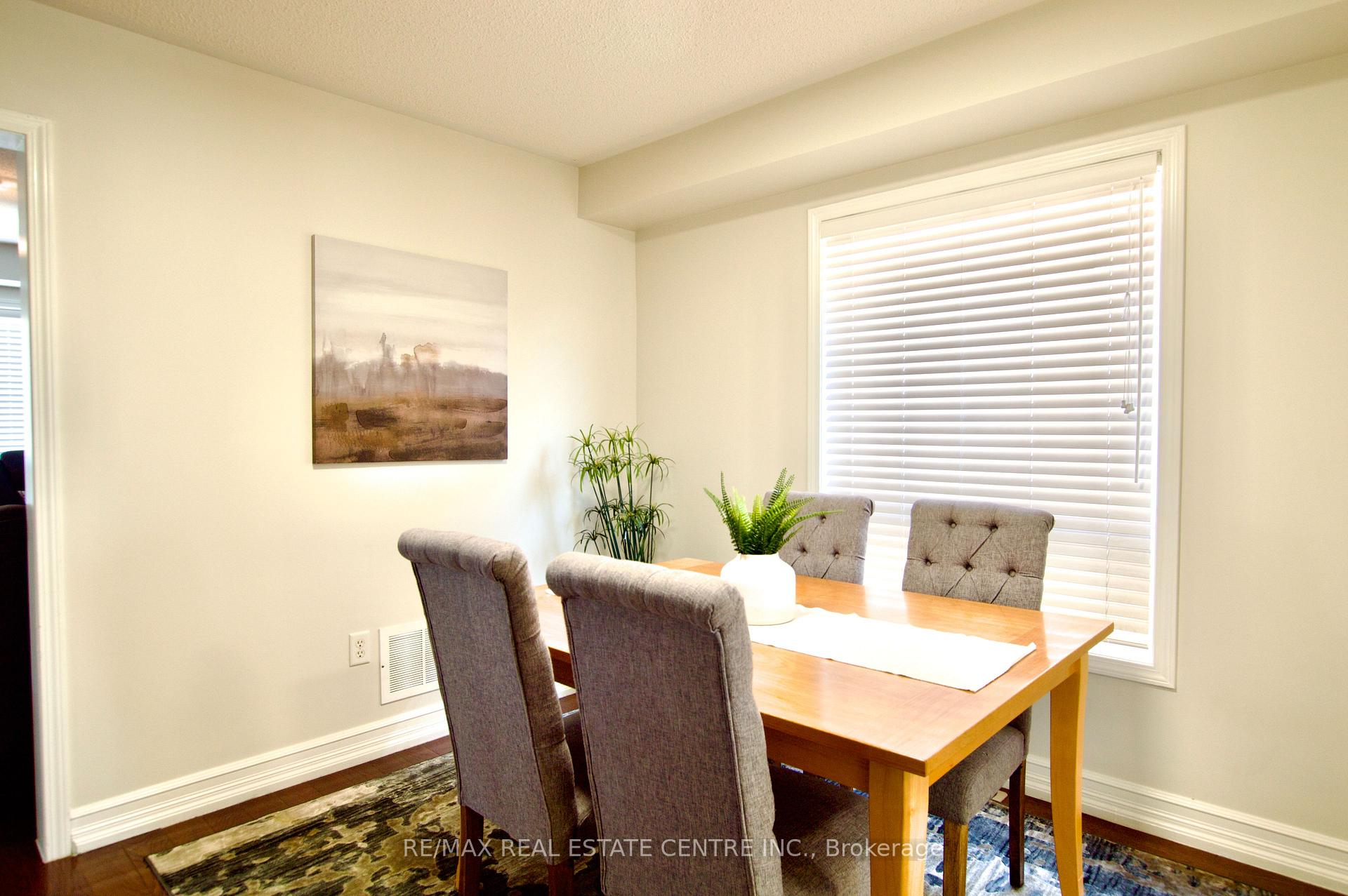 Photo 15 of 3 Chudleigh Avenue, Brampton, Credit Valley — HOMEH