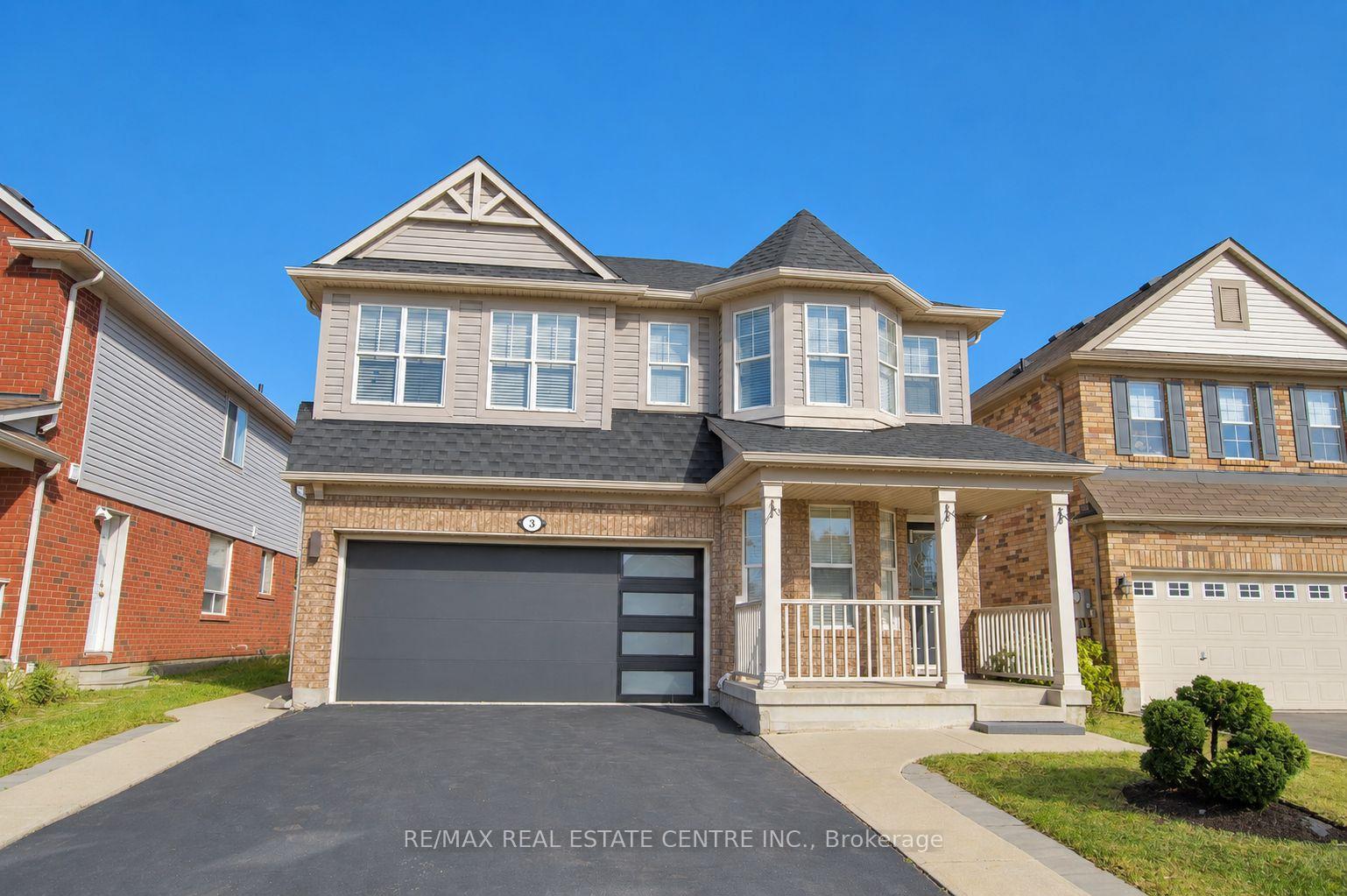 Photo 2 of 3 Chudleigh Avenue, Brampton, Credit Valley — HOMEH