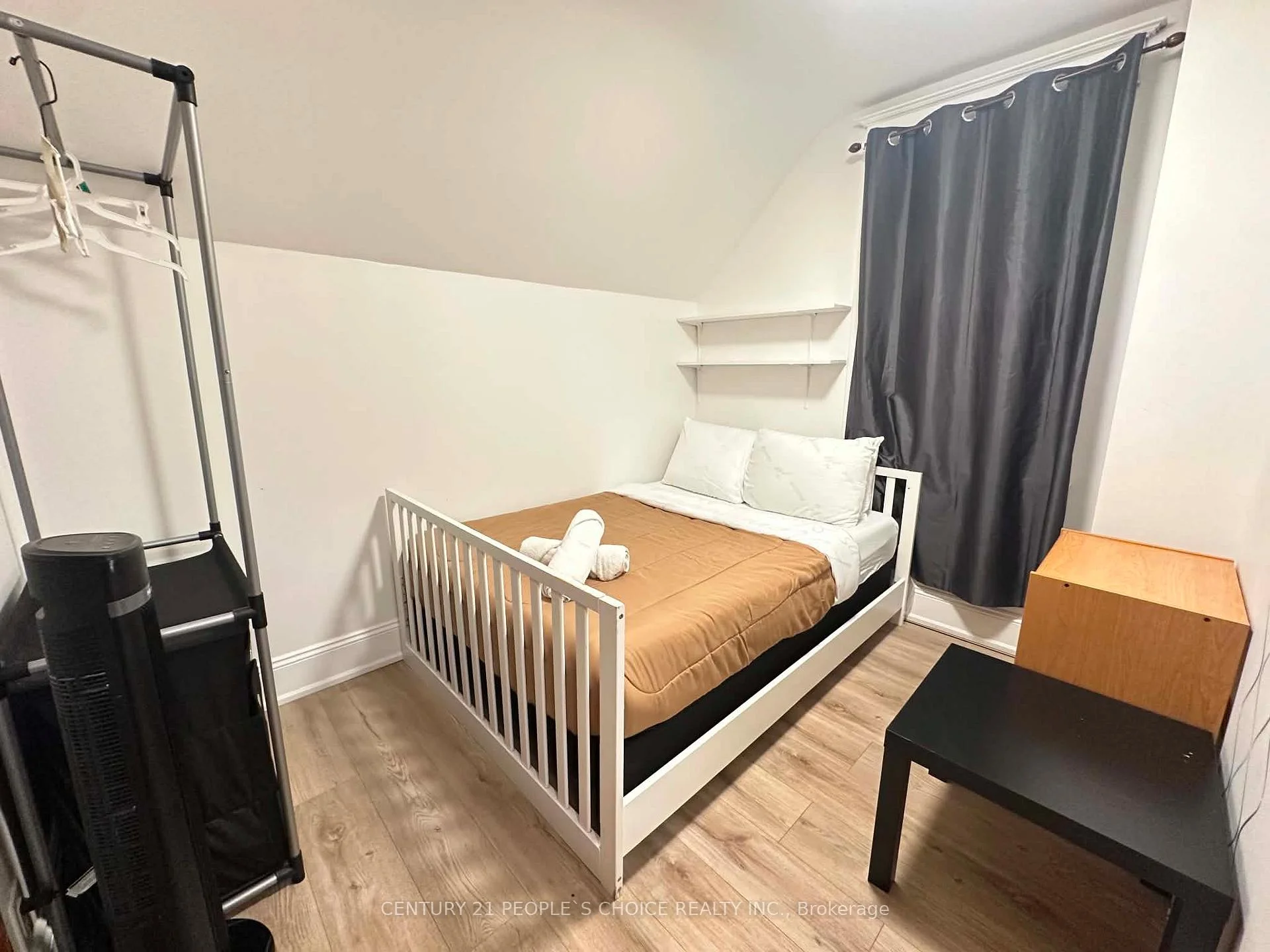Photo 27 of 6510 Barker Street, Niagara Falls, Dorchester — HOMEH