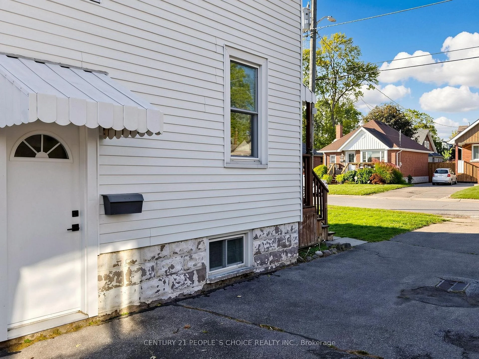 Photo 10 of 6510 Barker Street, Niagara Falls, Dorchester — HOMEH