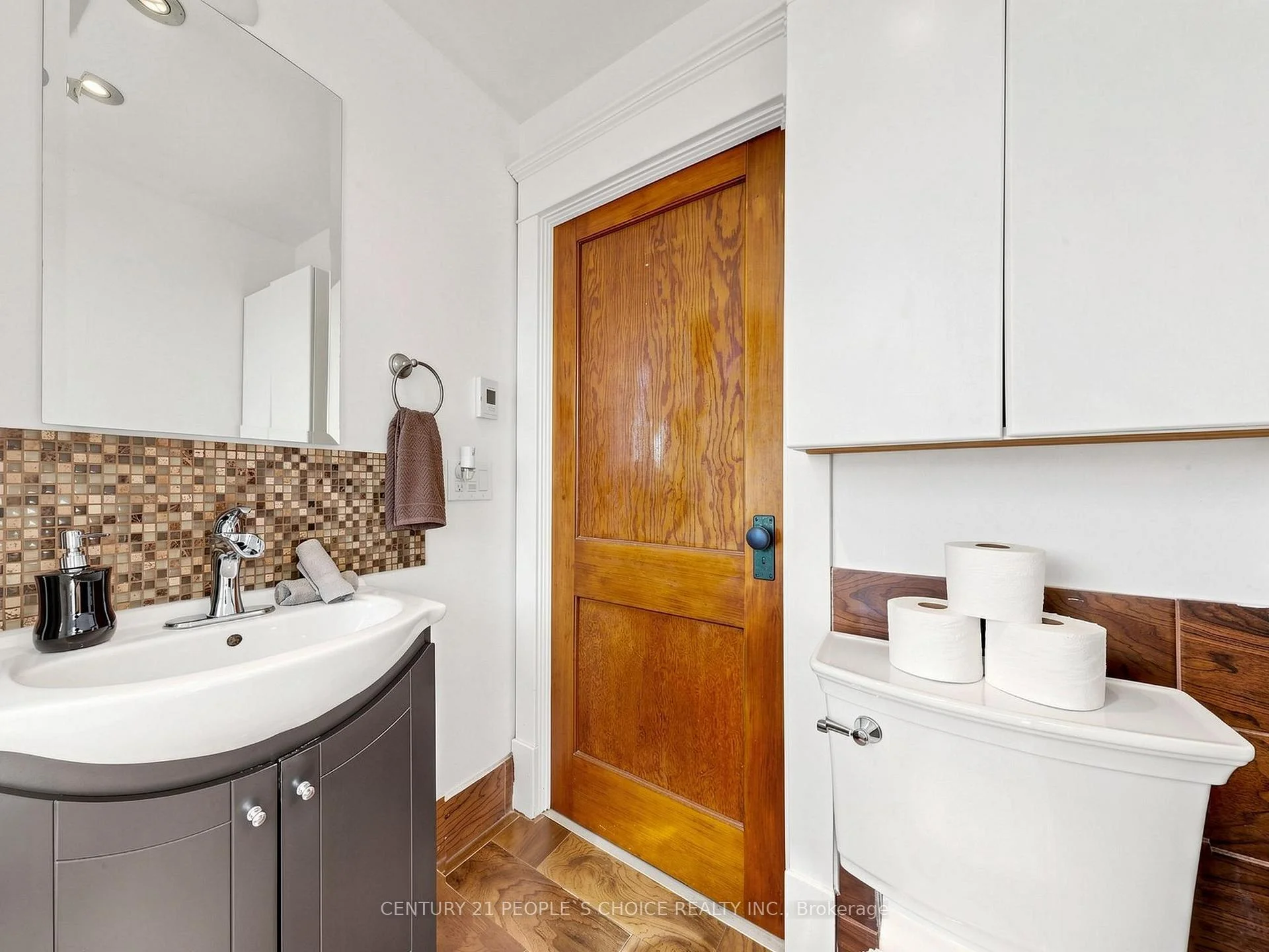 Photo 57 of 6510 Barker Street, Niagara Falls, Dorchester — HOMEH
