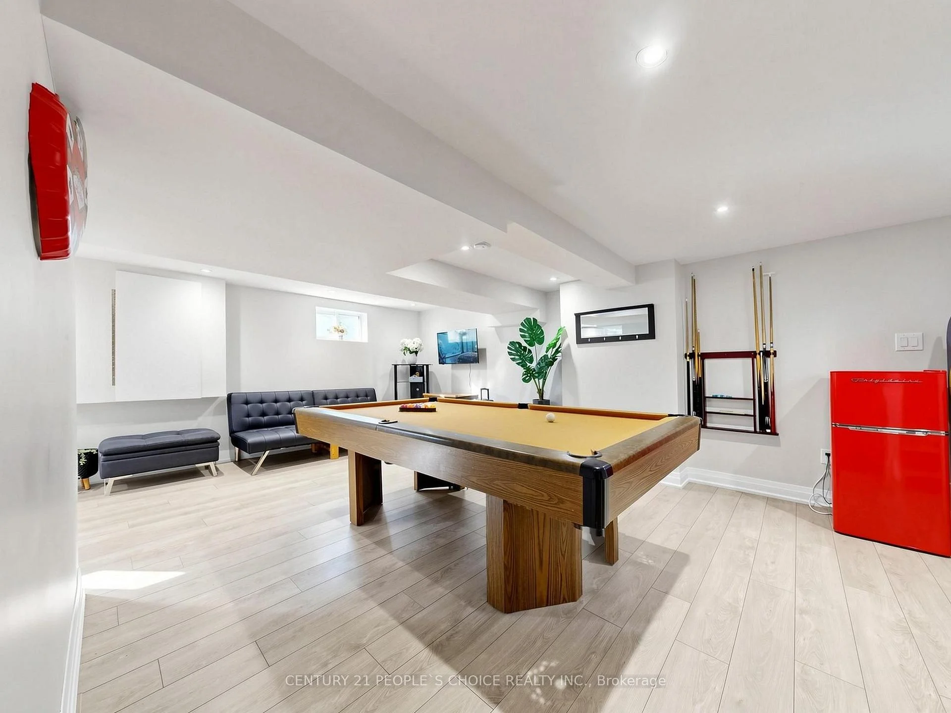 Photo 64 of 6510 Barker Street, Niagara Falls, Dorchester — HOMEH