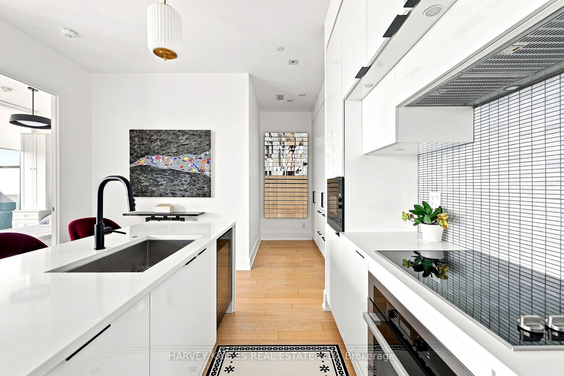 Photo 16 of Unit PH6, 1 Belsize Drive, Toronto, Mount Pleasant West — HOMEH