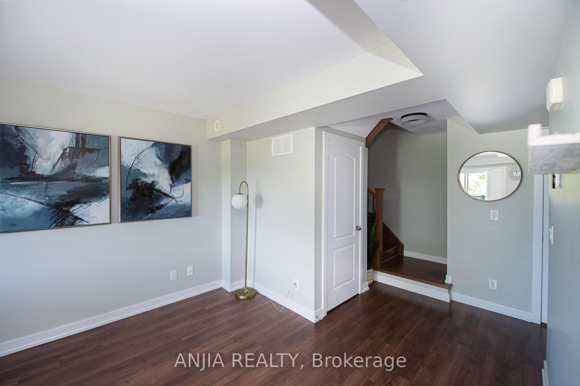 Photo 8 of Unit 207, 10 Dunsheath Way, Markham, Cornell — HOMEH