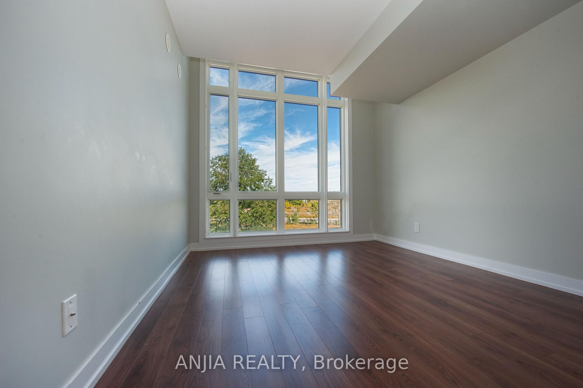 Photo 18 of Unit 207, 10 Dunsheath Way, Markham, Cornell — HOMEH