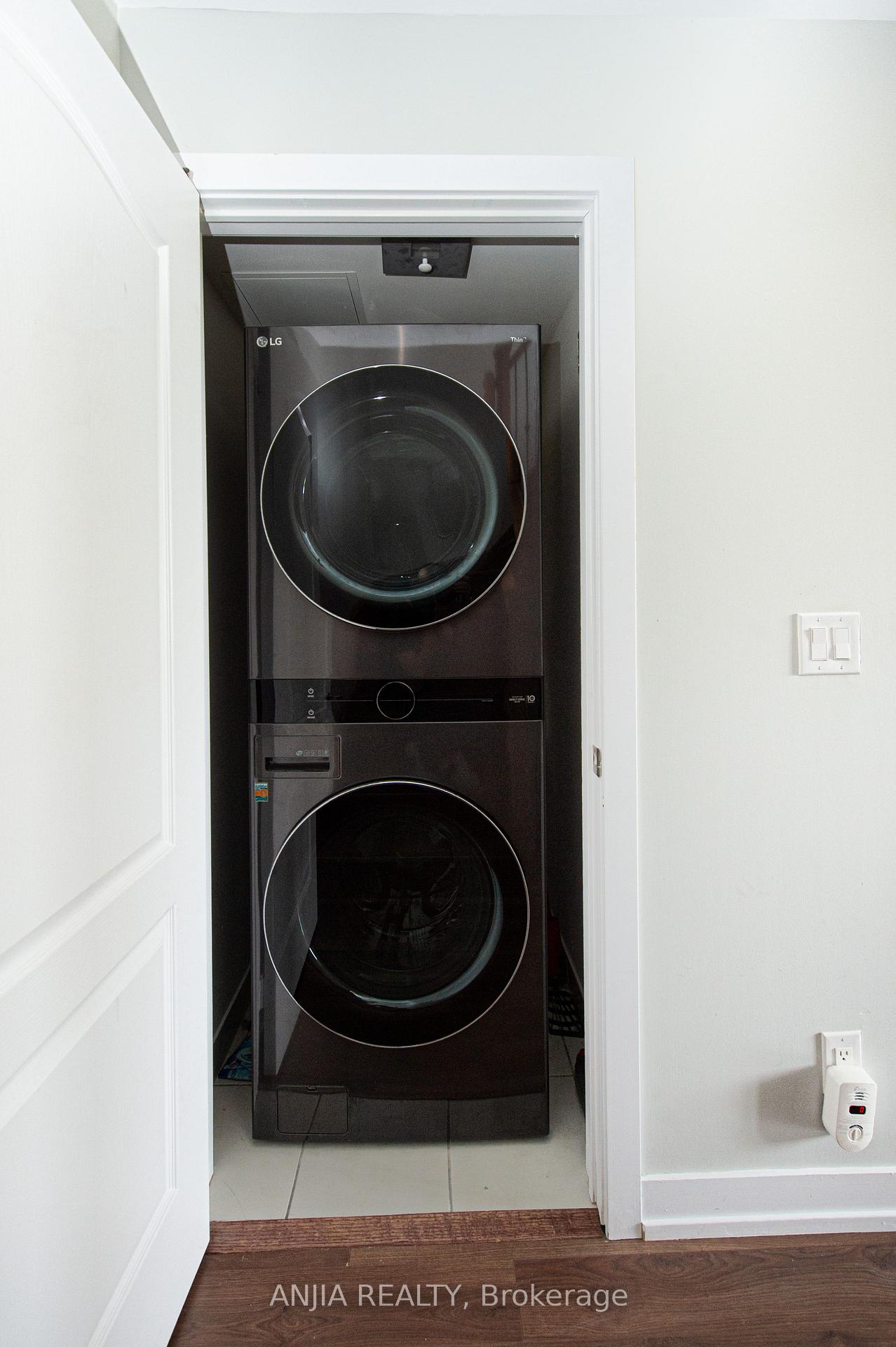 Photo 25 of Unit 207, 10 Dunsheath Way, Markham, Cornell — HOMEH