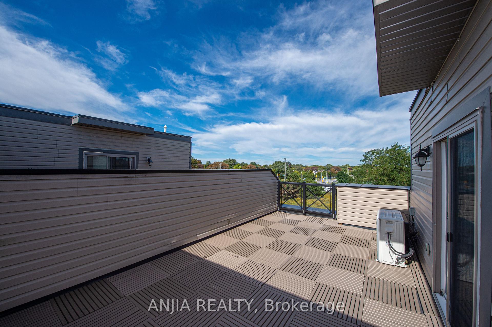 Photo 30 of Unit 207, 10 Dunsheath Way, Markham, Cornell — HOMEH
