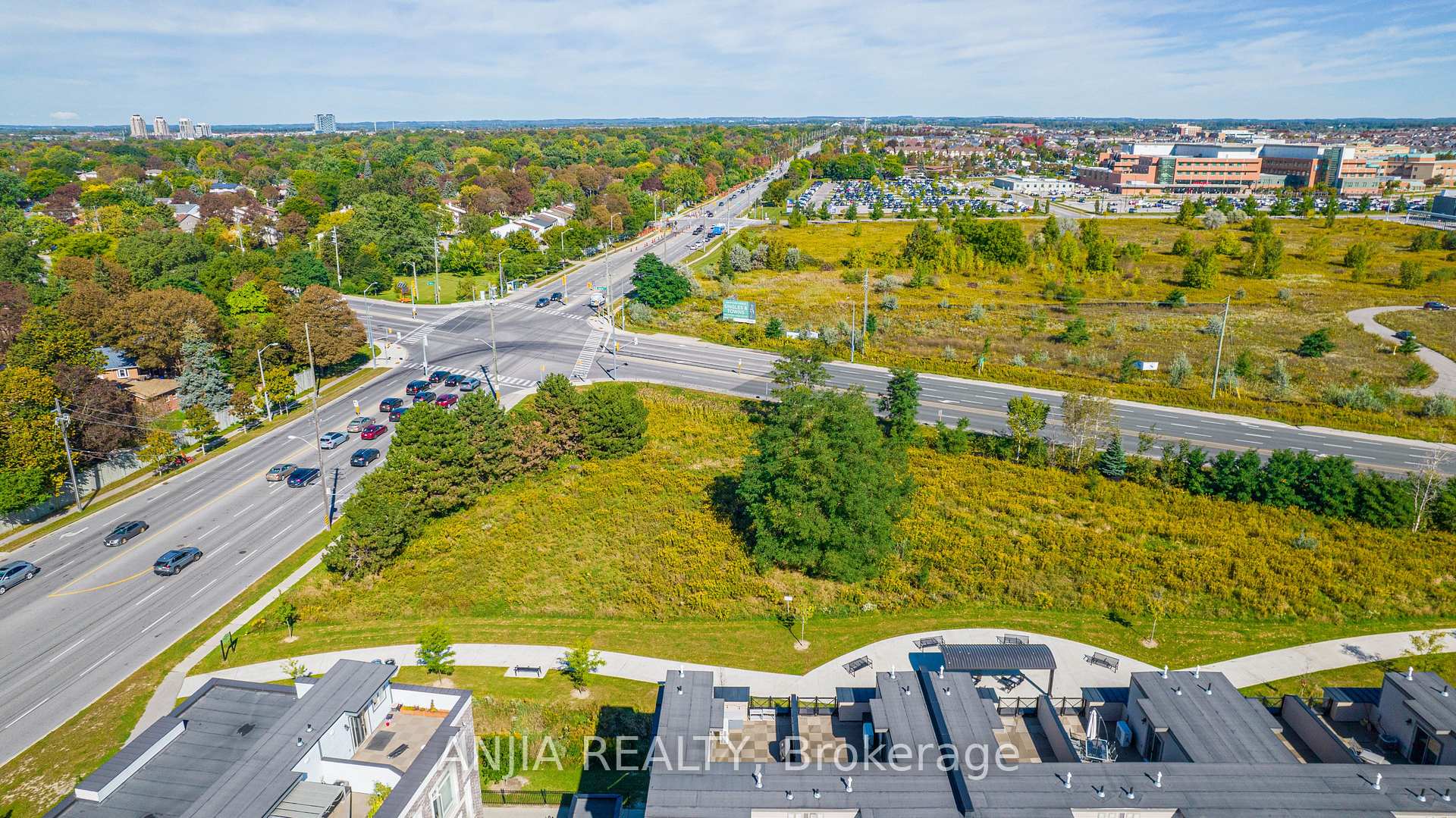 Photo 37 of Unit 207, 10 Dunsheath Way, Markham, Cornell — HOMEH