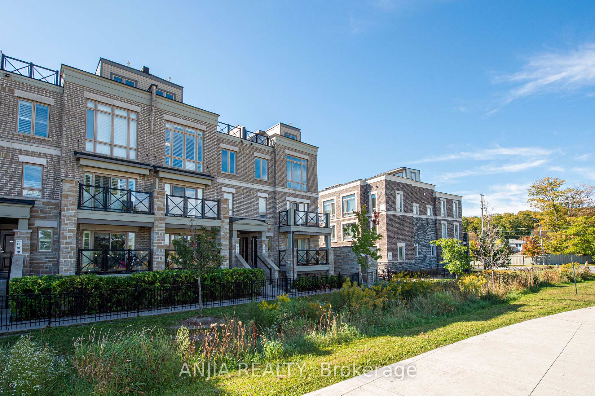 Photo 40 of Unit 207, 10 Dunsheath Way, Markham, Cornell — HOMEH