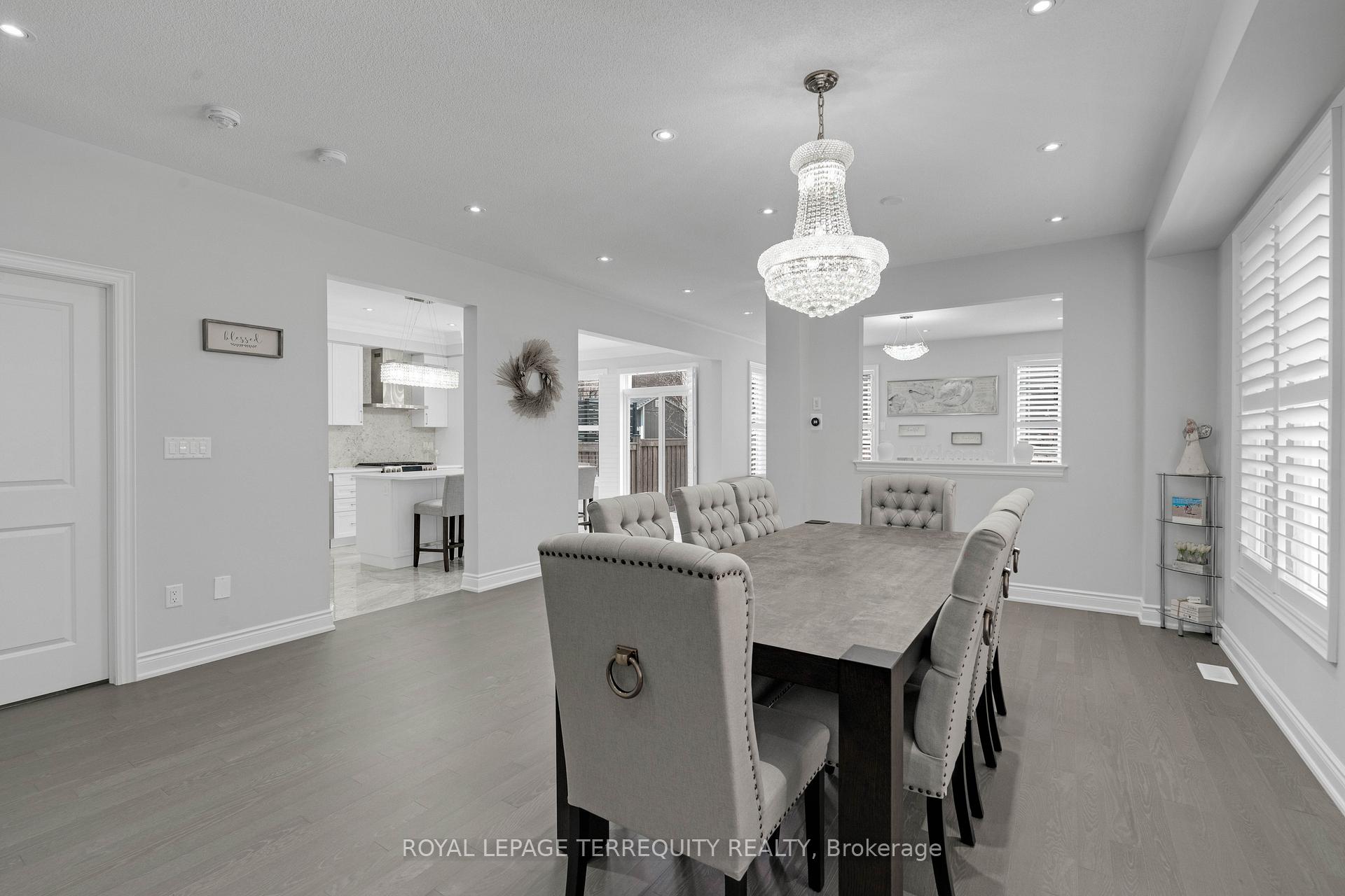 Photo 7 of 24 Hydrangea Hollow, East Gwillimbury, Holland Landing — HOMEH