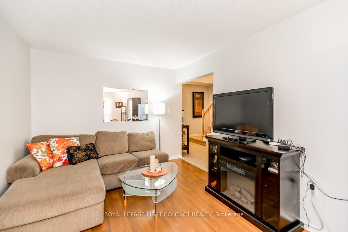 Photo 9 of 5 Kelly Place, Barrie, Allandale — HOMEH
