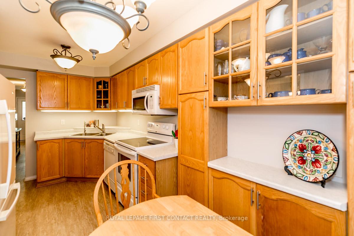 Photo 14 of 5 Kelly Place, Barrie, Allandale — HOMEH