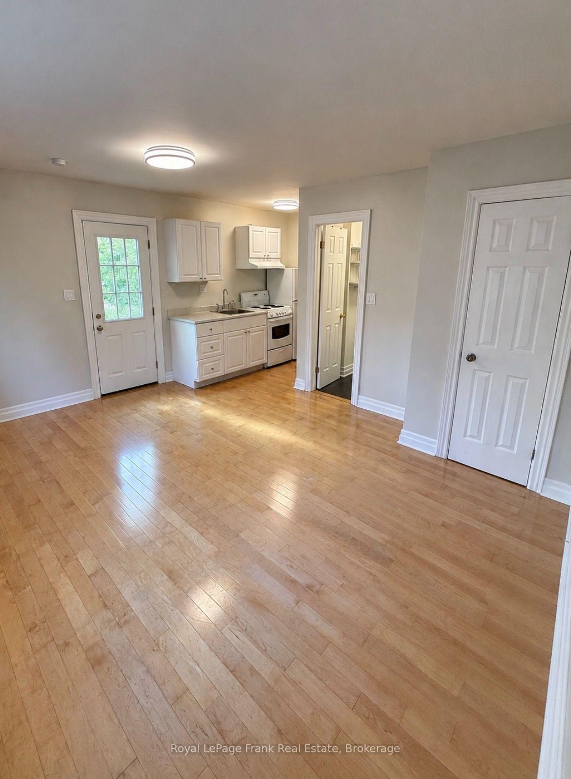 Photo 2 of 2590 Taunton Road, Clarington, Bowmanville — HOMEH