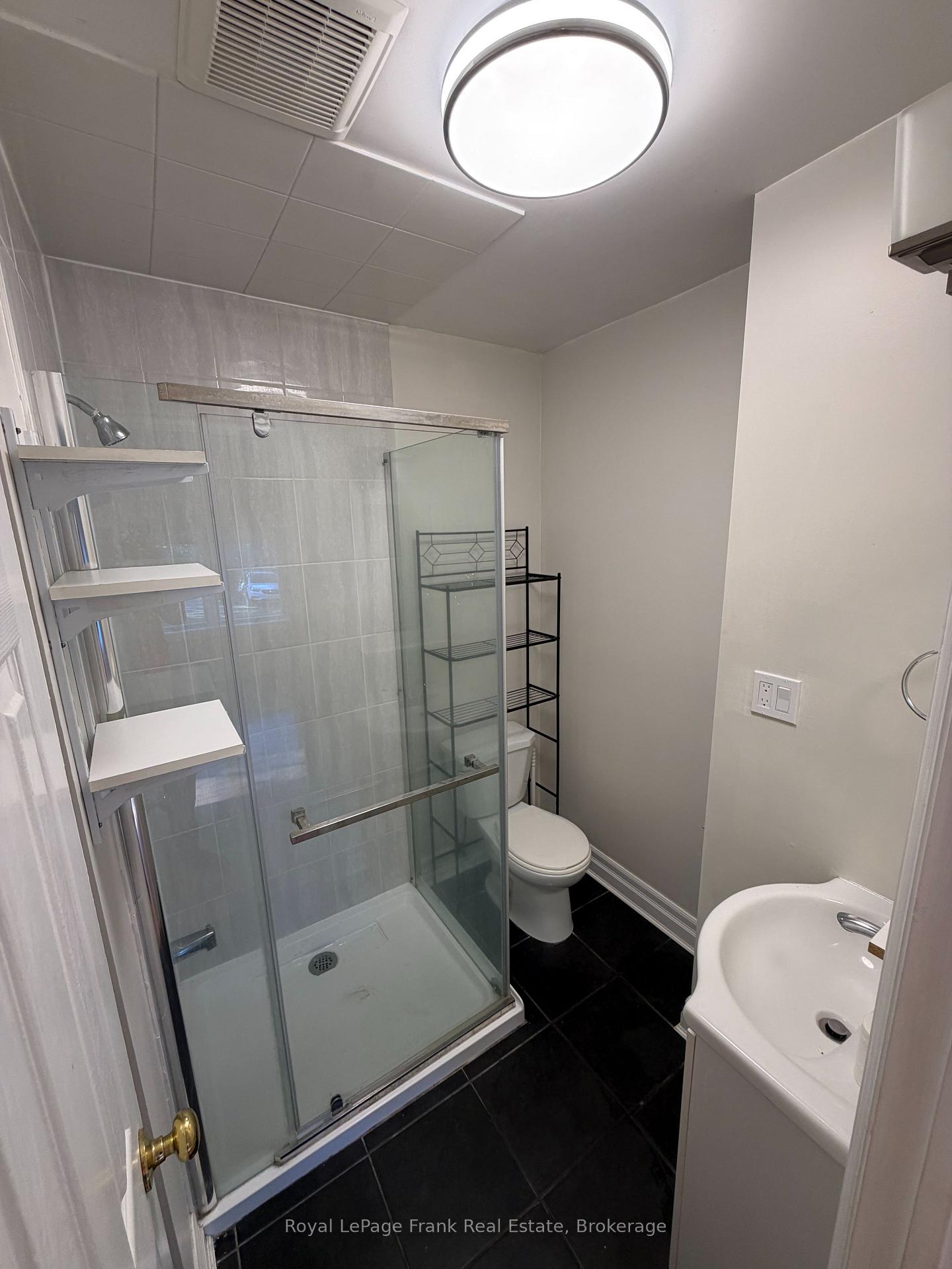 Photo 6 of 2590 Taunton Road, Clarington, Bowmanville — HOMEH